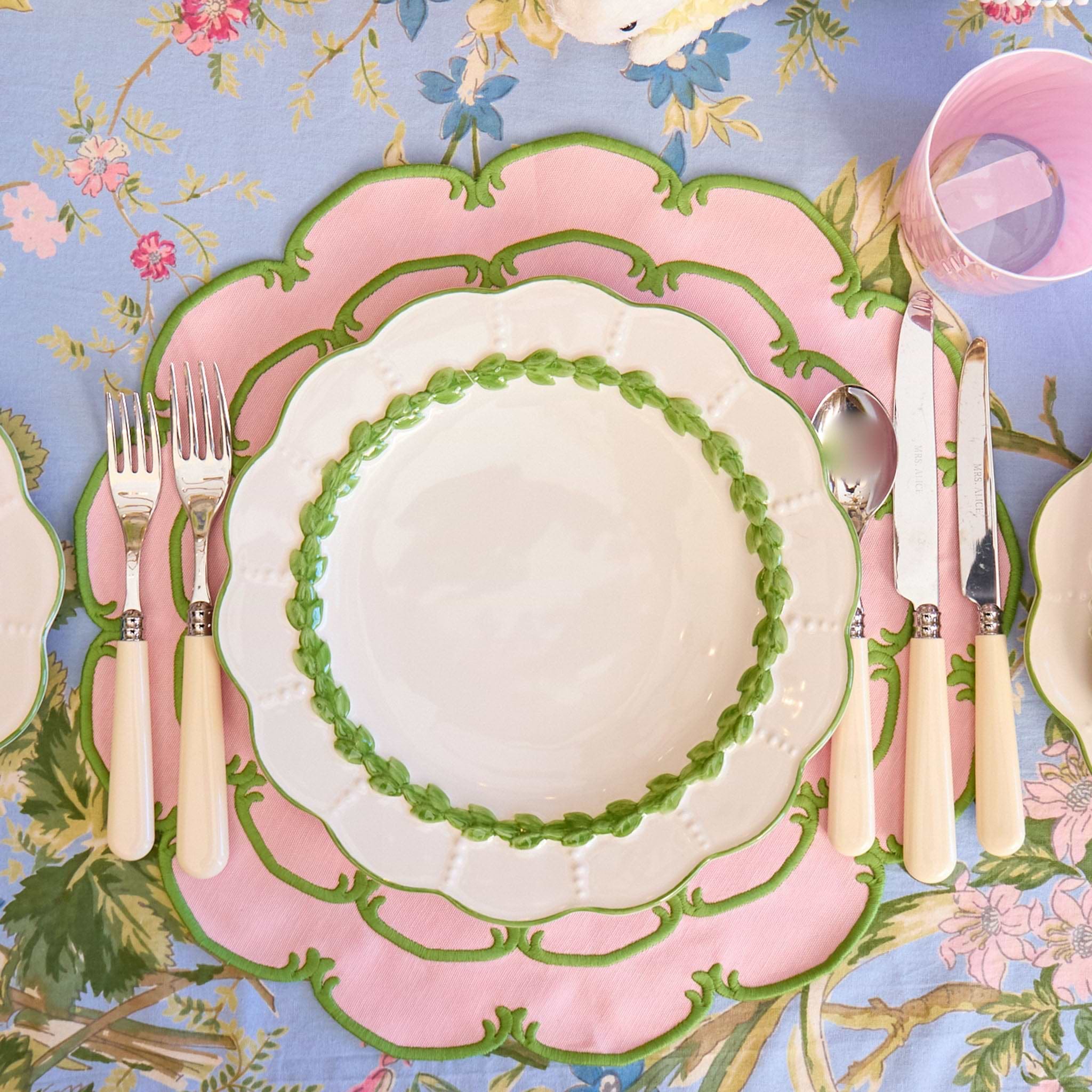 White Ivory Cutlery (5 Piece)