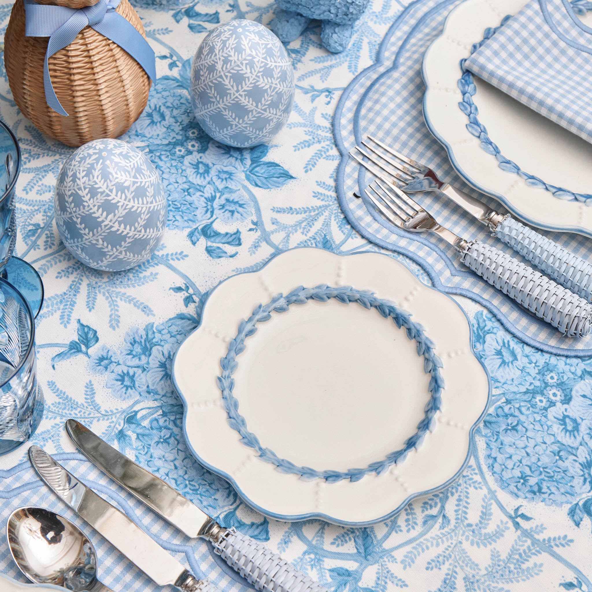 Blue Laurel Starter Plate