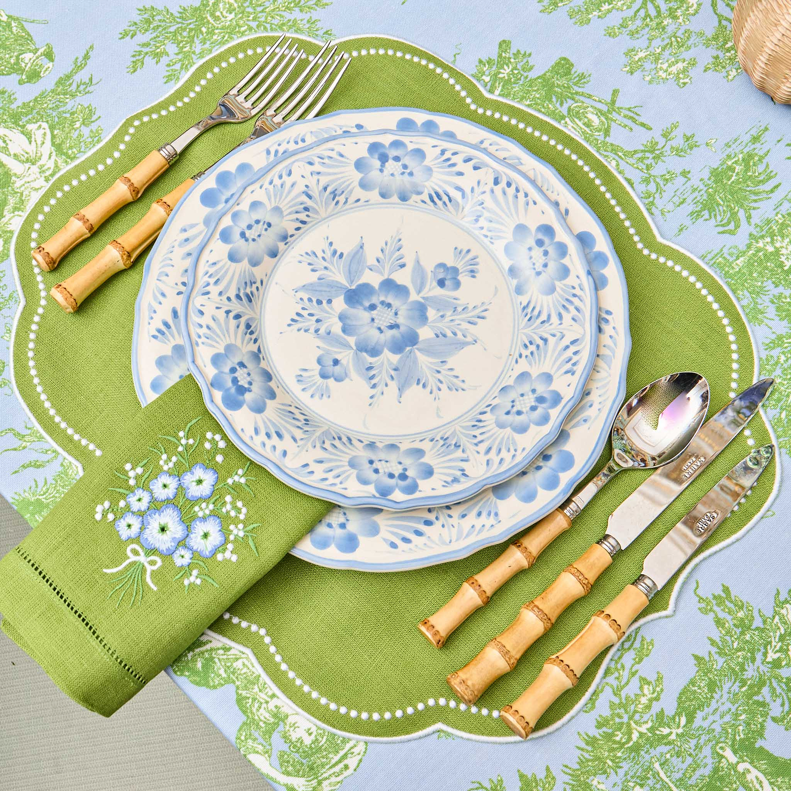 Eloise Green Linen Placemats & Floral Embroidered Napkins (Set of 4)