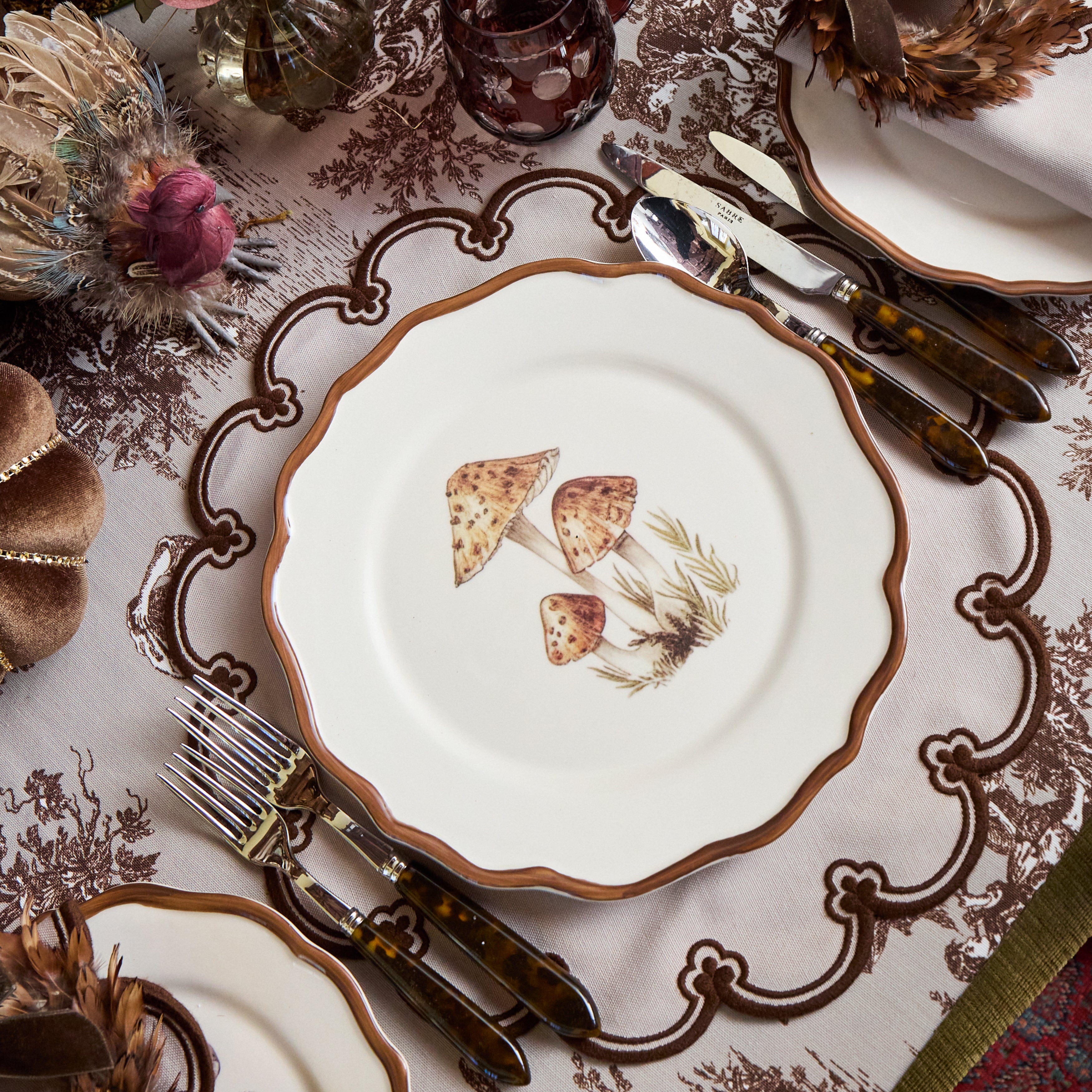 Taupe & Chocolate Delilah Placemats & Napkins (Set of 8)