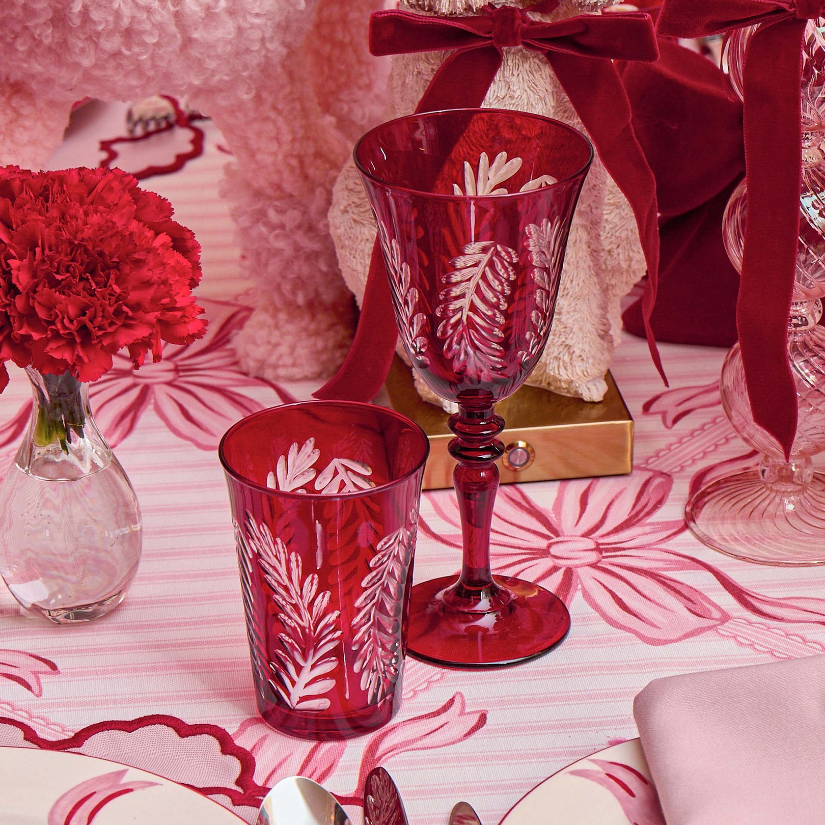 Brigitte Red Garland Engraved Water Glass (Set of 4)