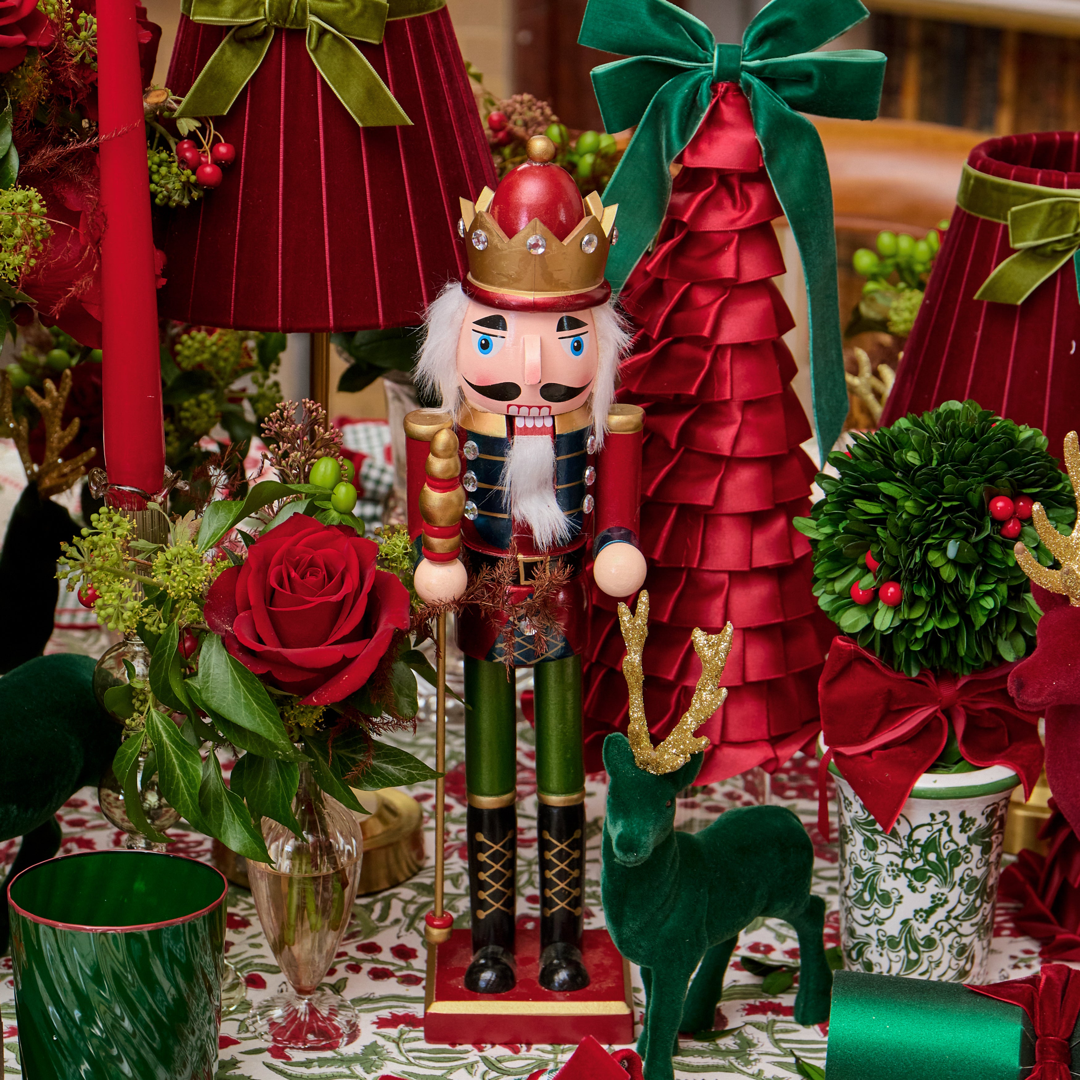 Red & Green Nutcrackers (Pair) - 38cm