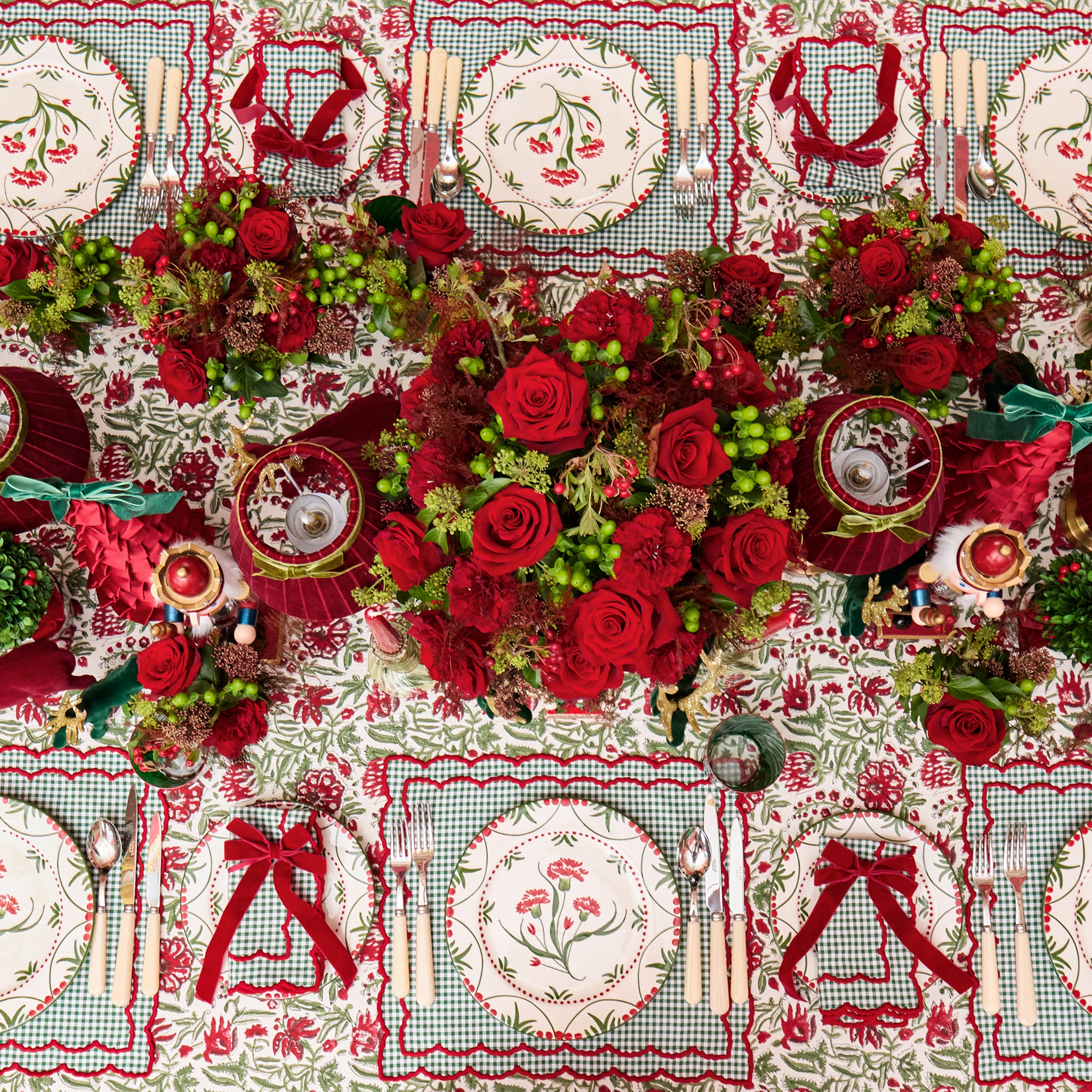 Red & Green Isobel Tablecloth