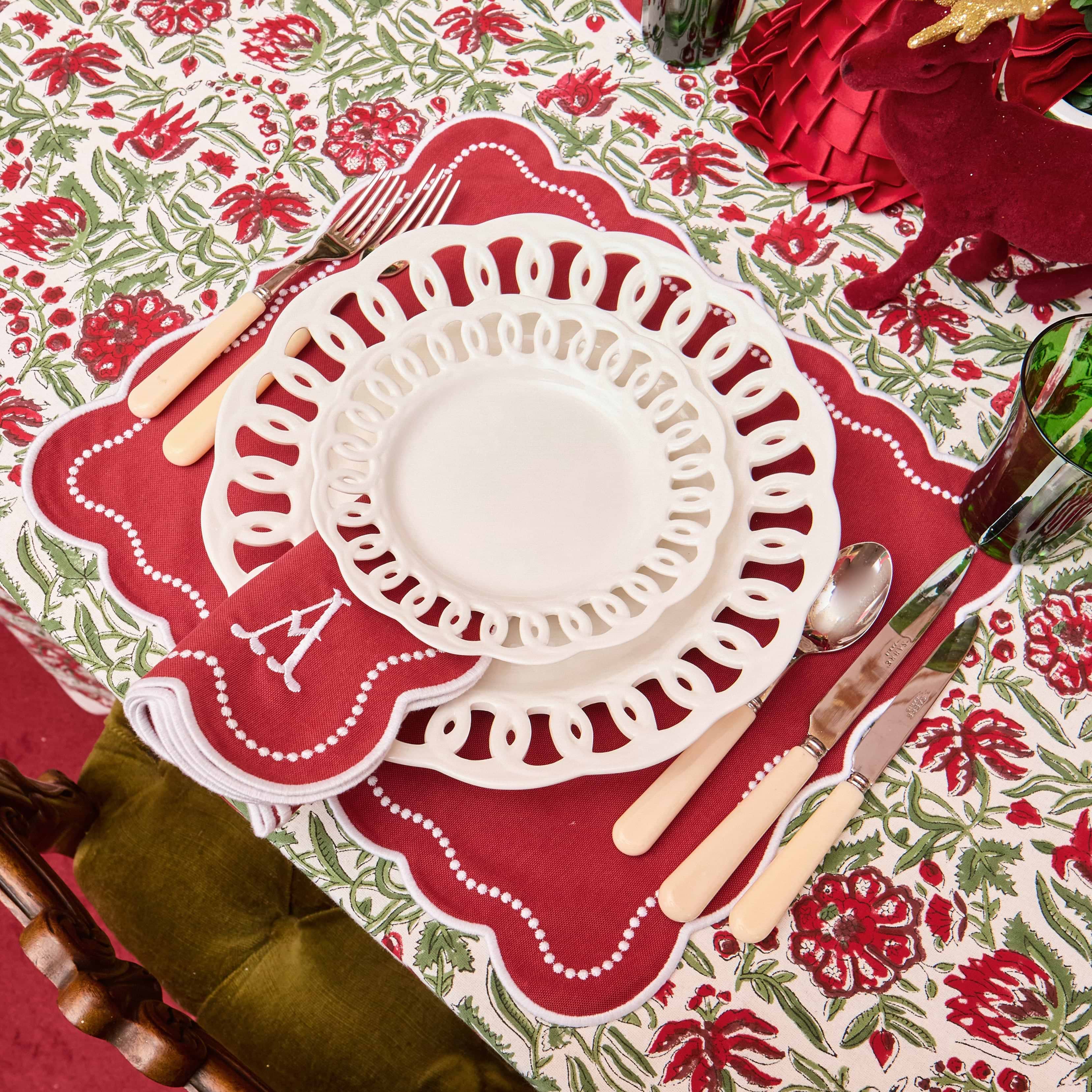 White Lace Starter Plate