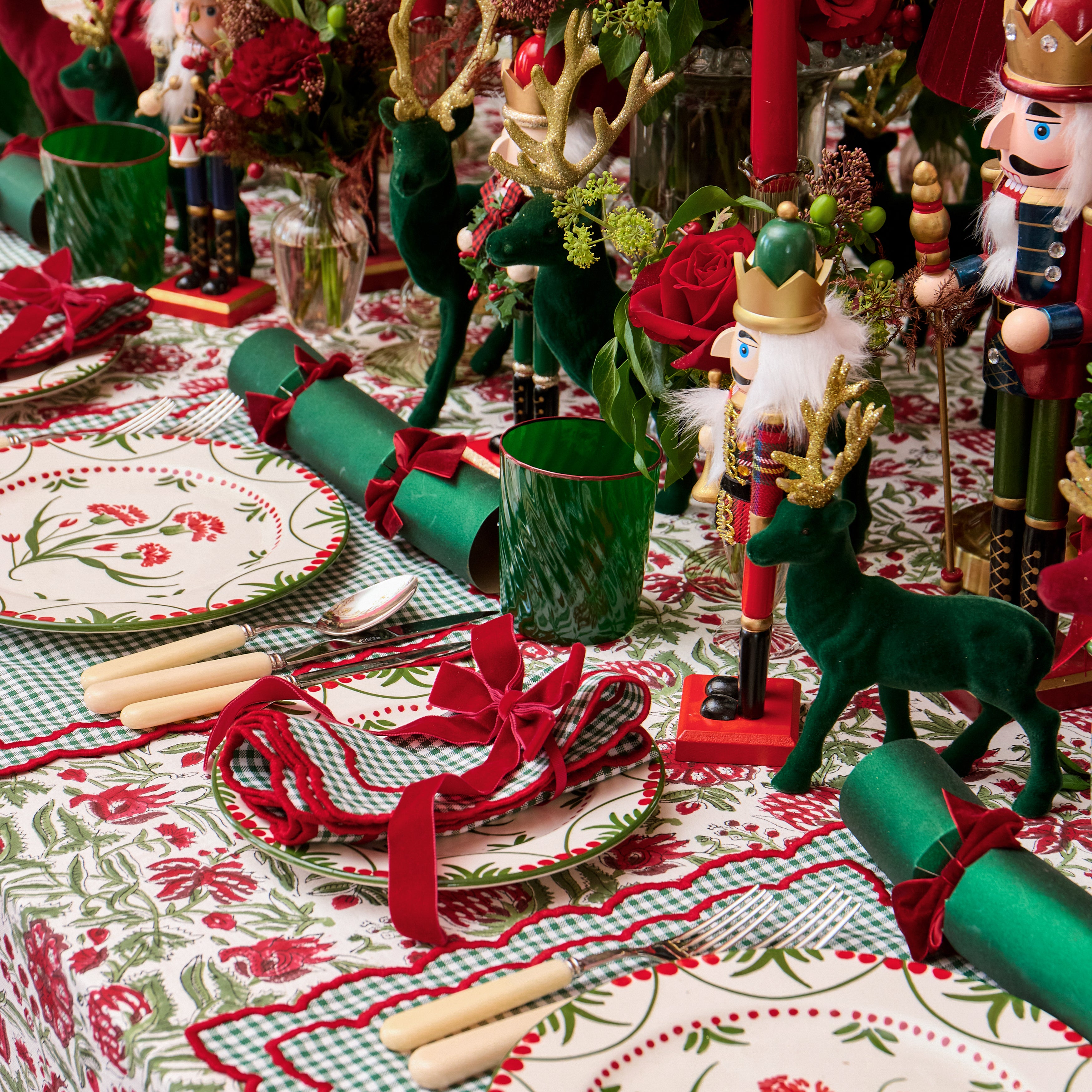 Red & Green Isobel Tablecloth