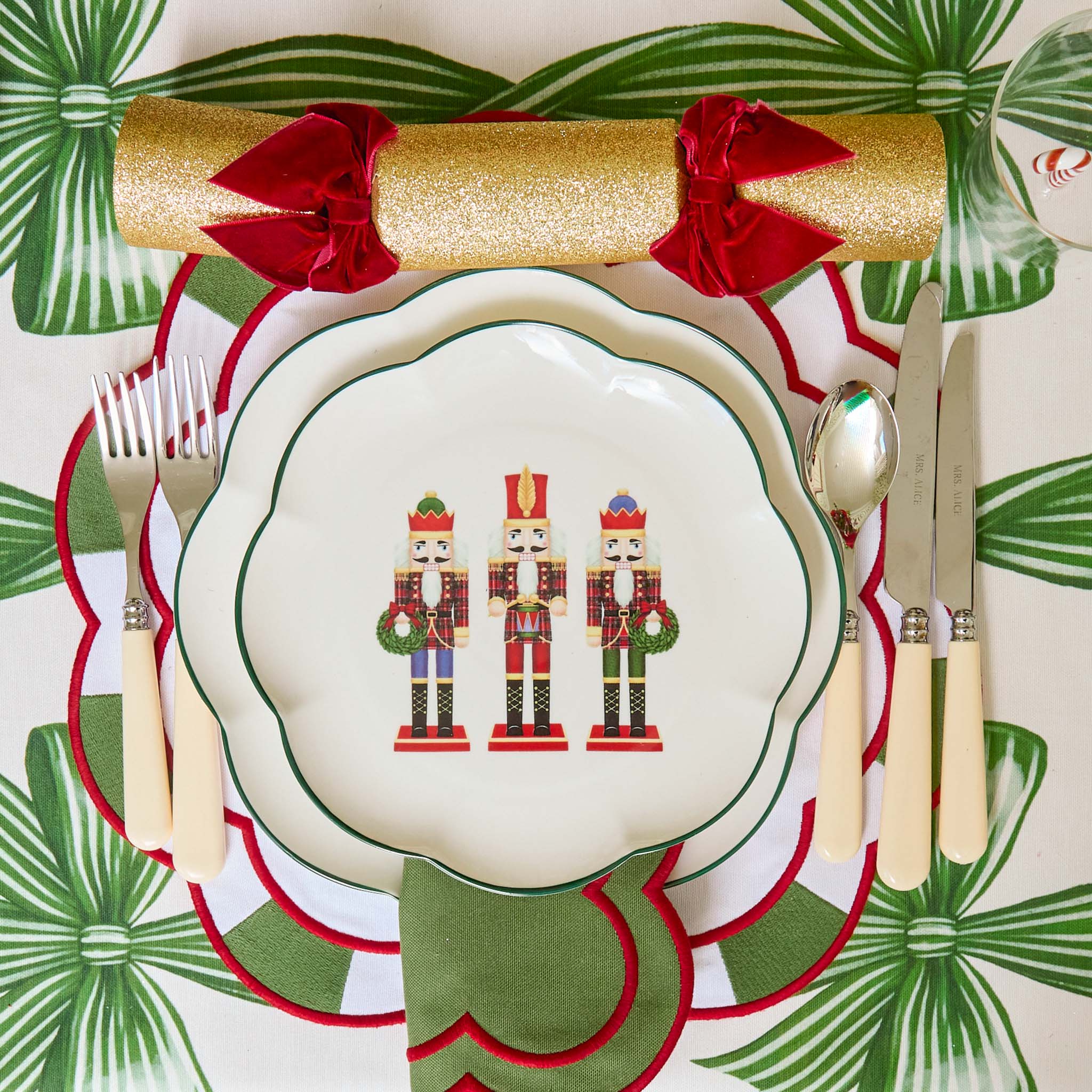 Scalloped Nutcracker Starter Plate