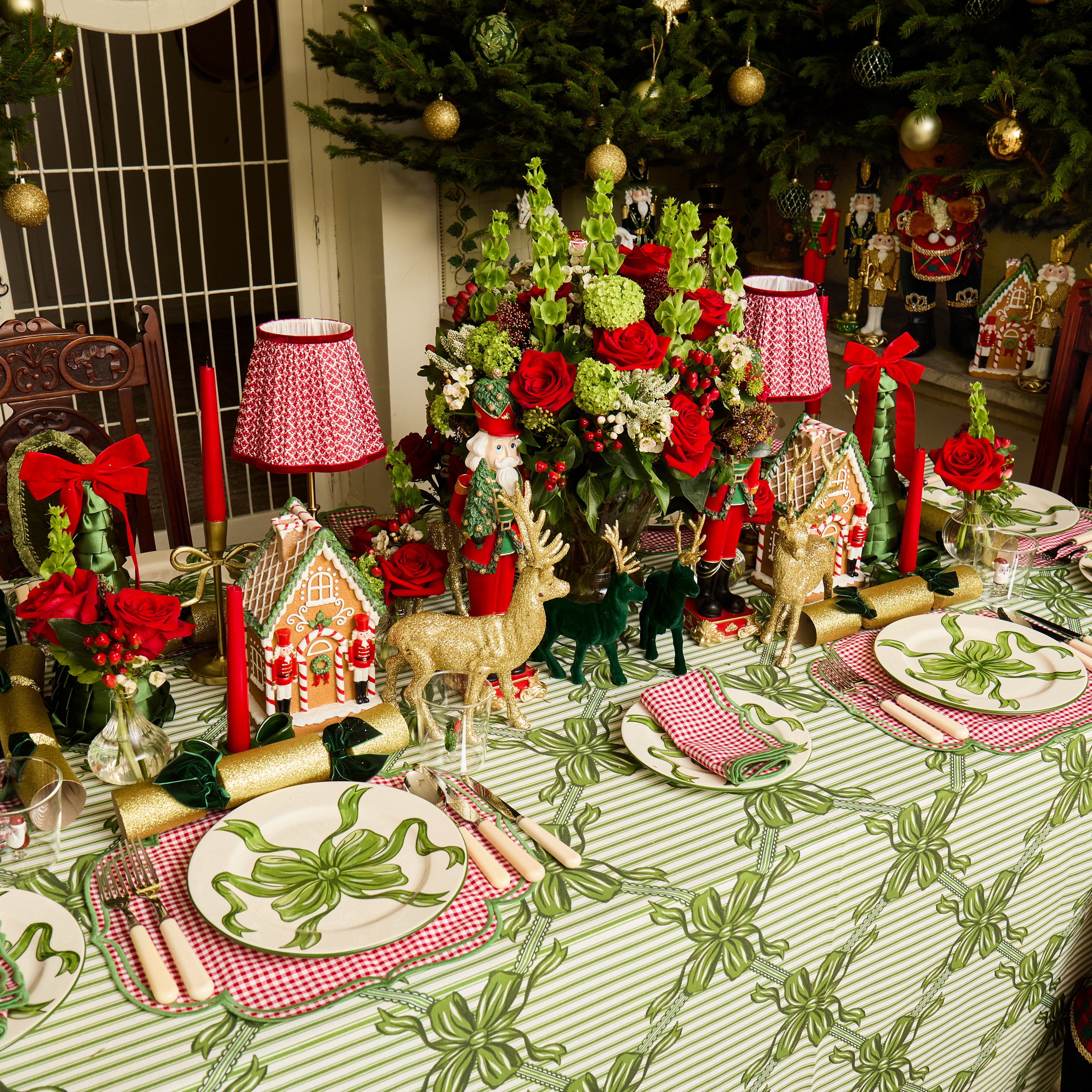 Nutcracker Gingerbread House (Pair)