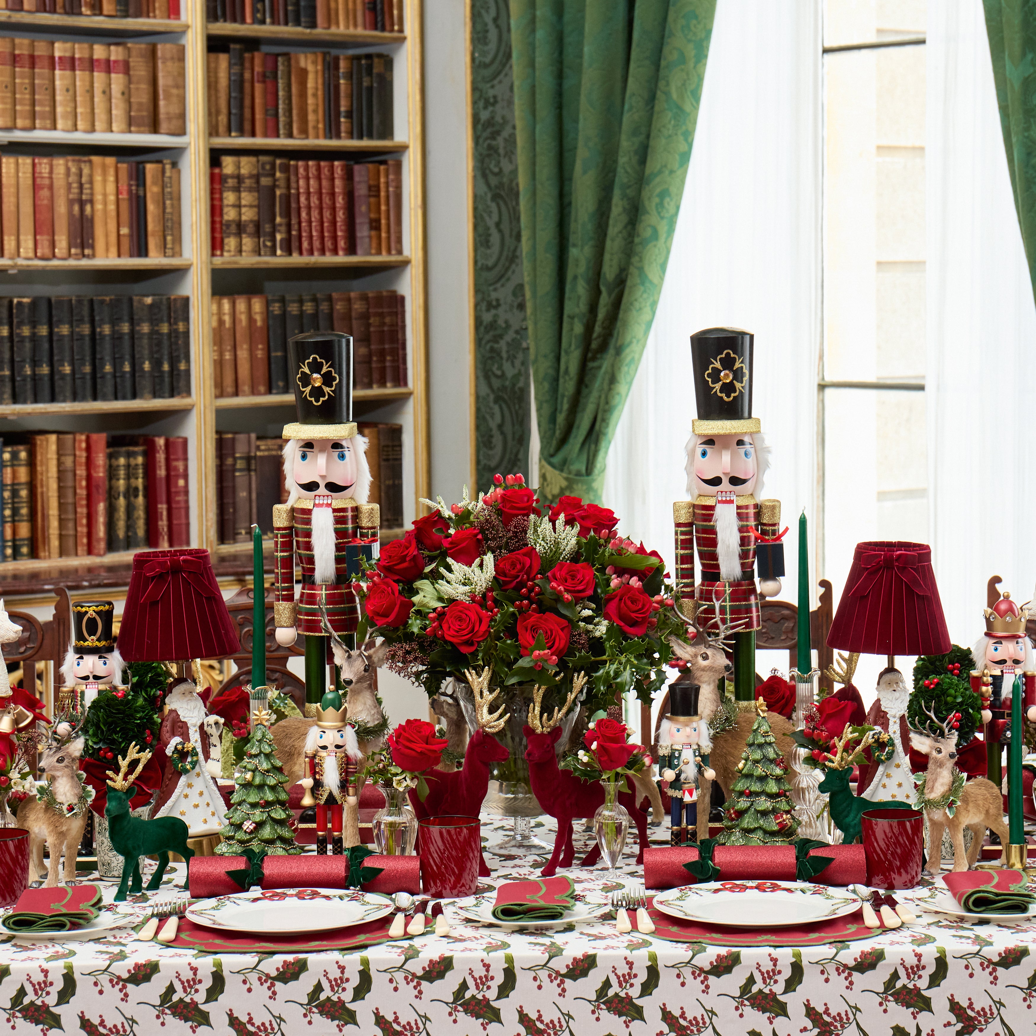 Joy of Christmas Decoration Set