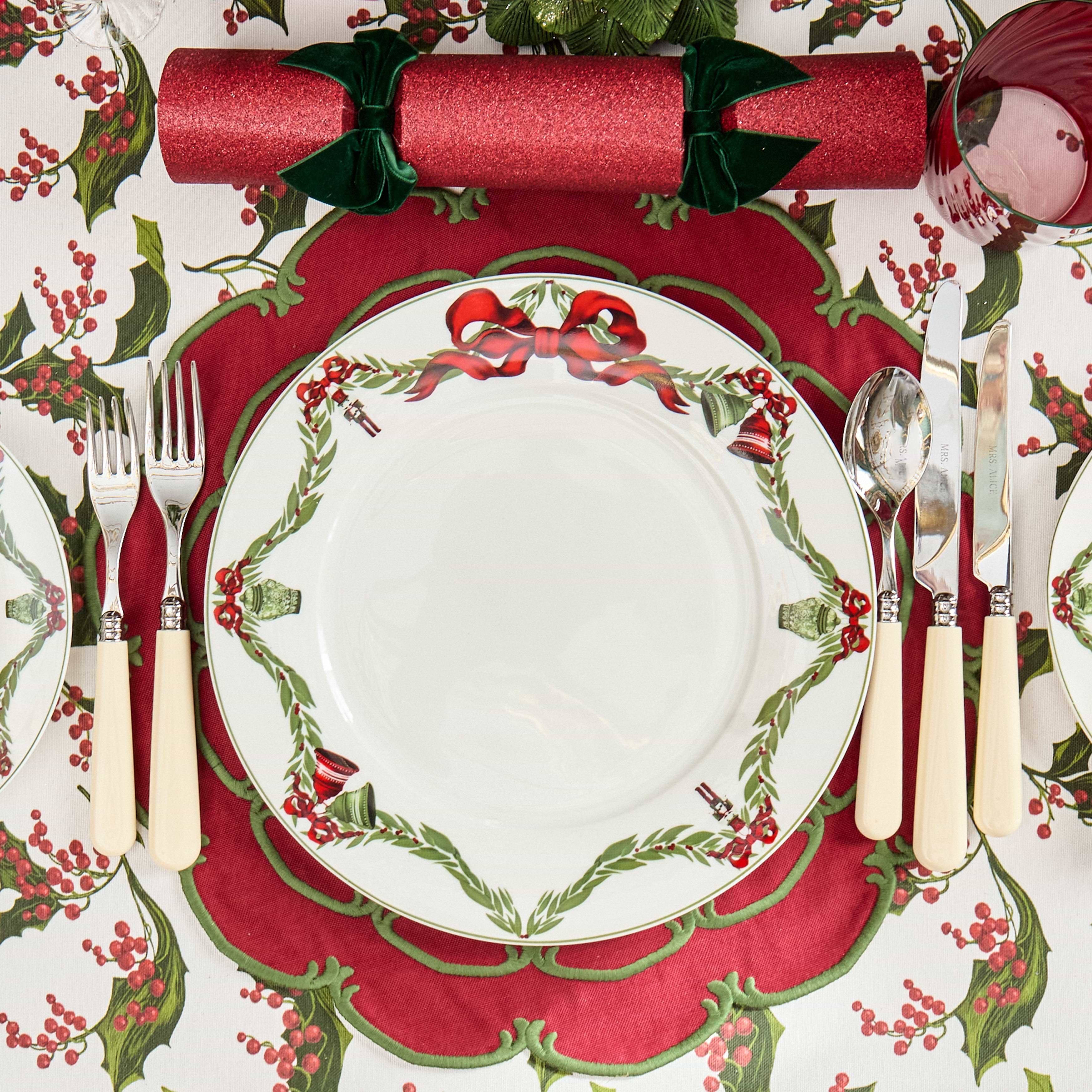 Christmas Garland Dinner Plate (Set of 4)