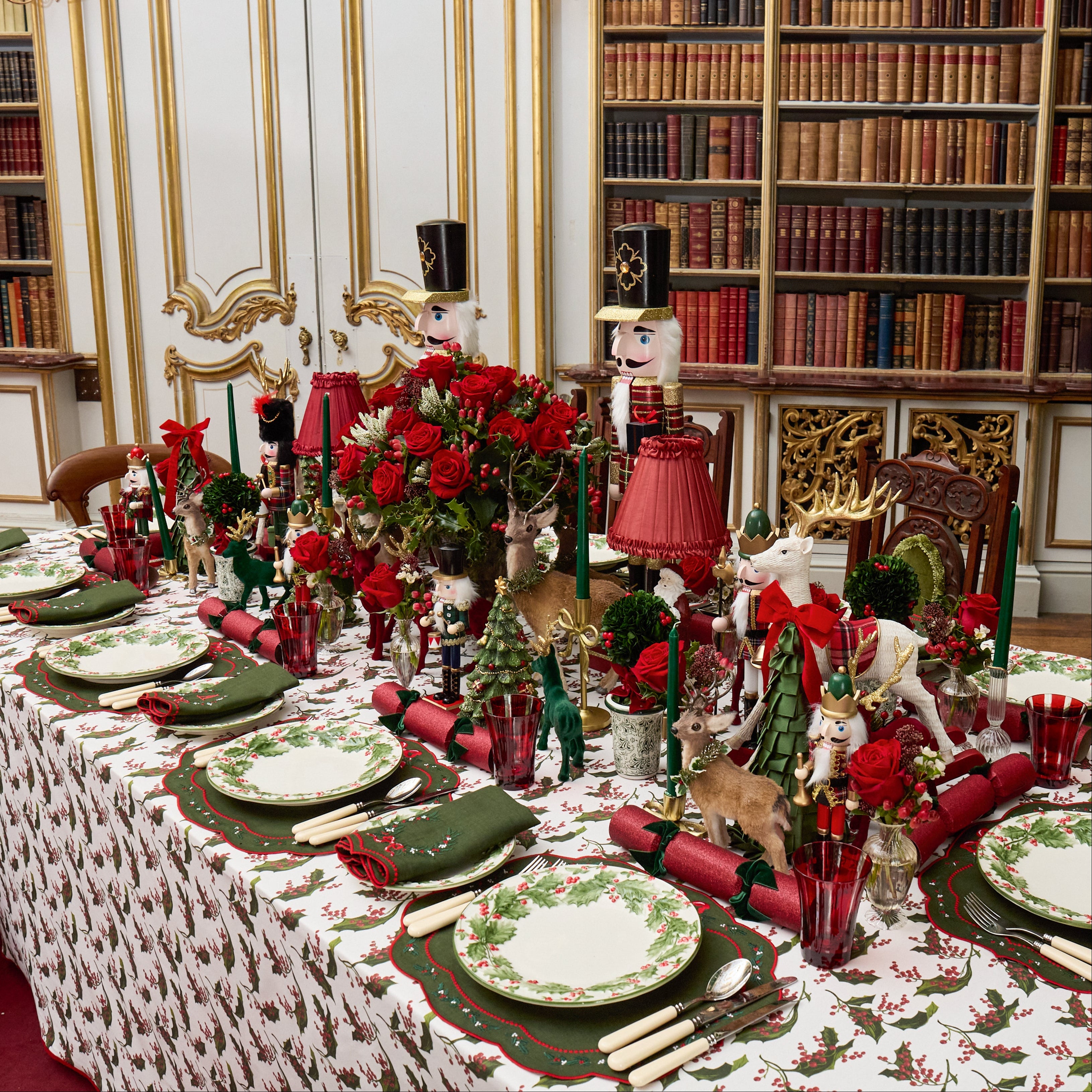 Holly Dinner Plate