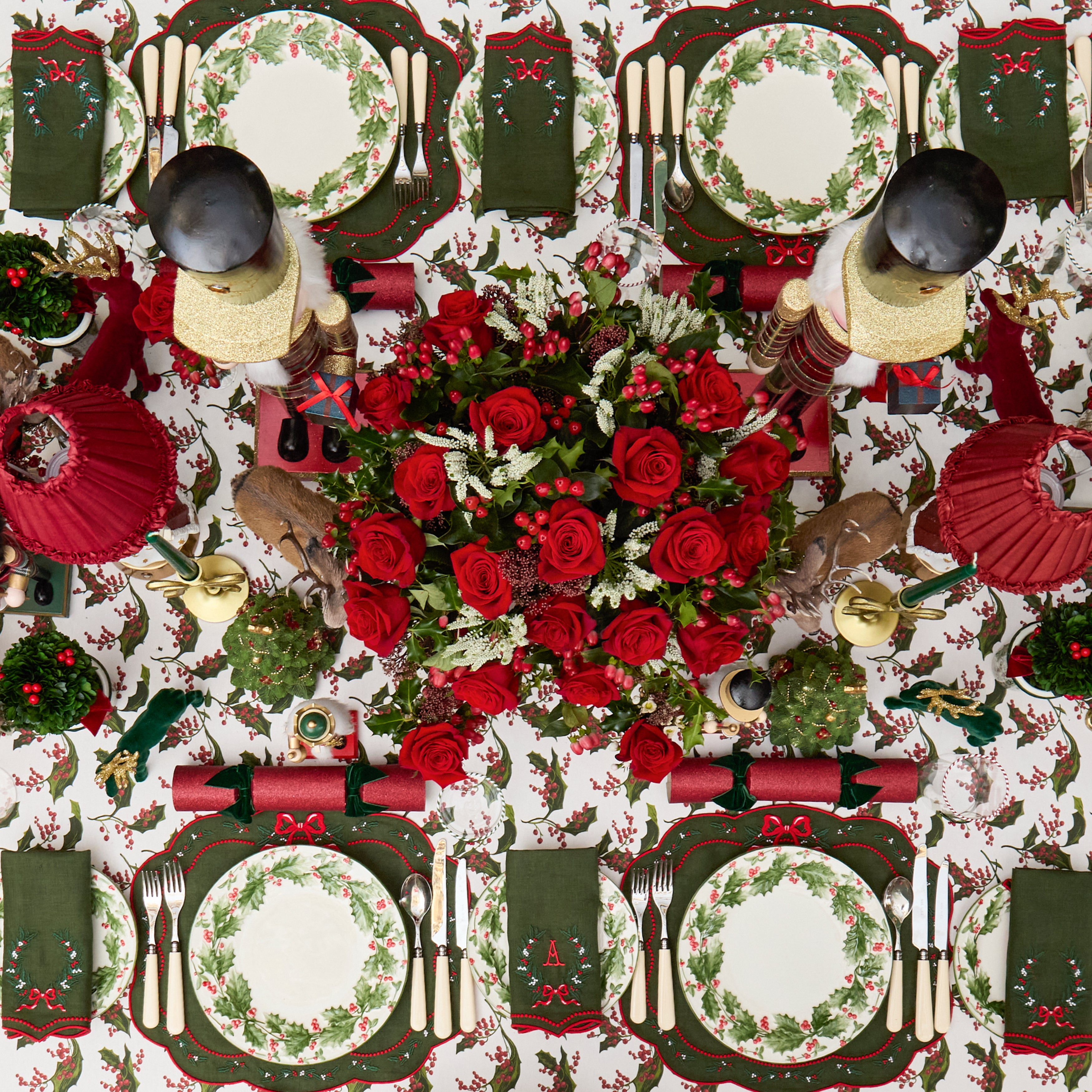Holly Dinner Plate