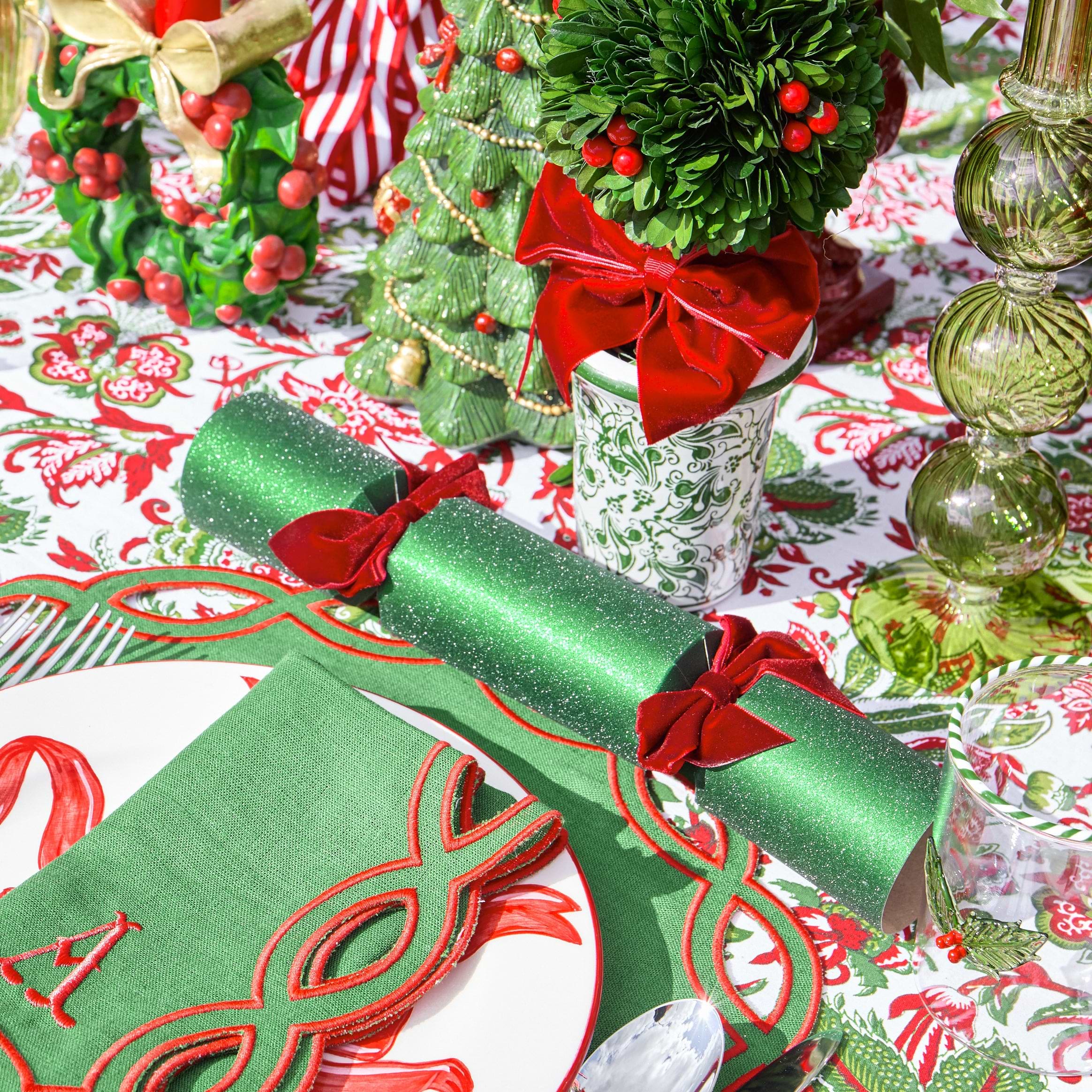 Green Glitter Crackers With Red Velvet Bows (Set of 6)