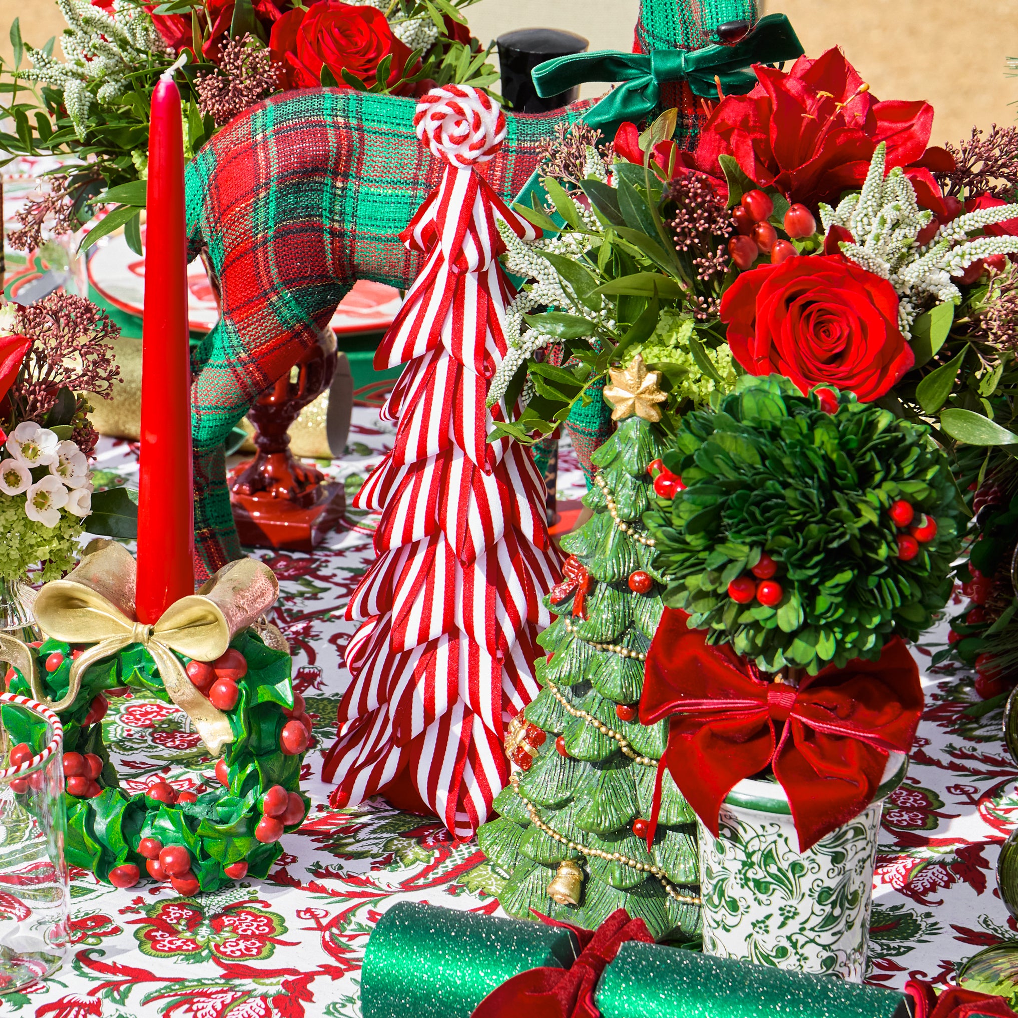 Holly & Berry Wreath Candle Holder (Pair)