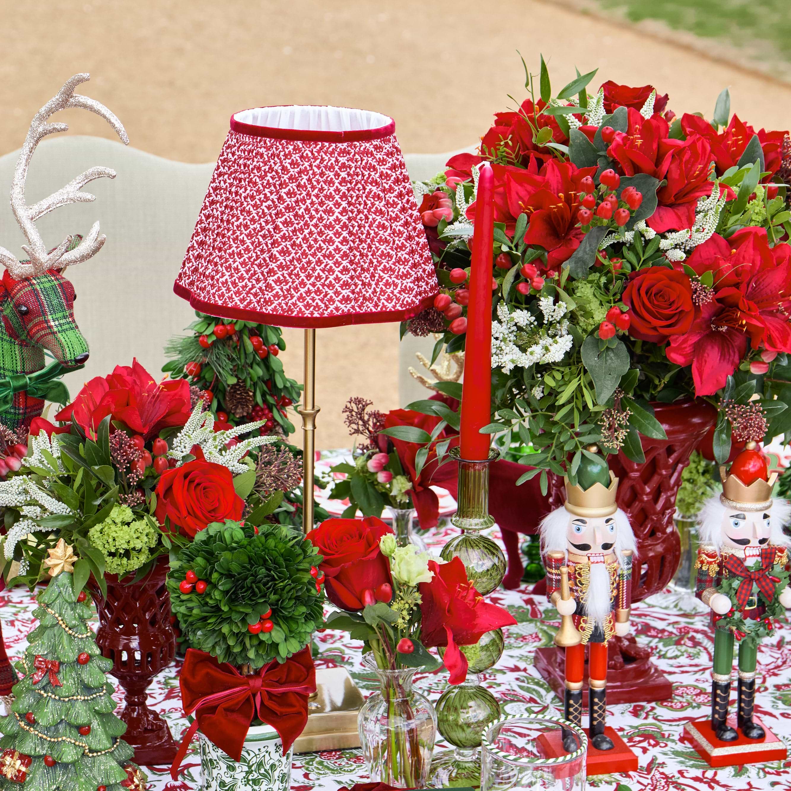 Holly & Berry Wreath Candle Holder (Pair)