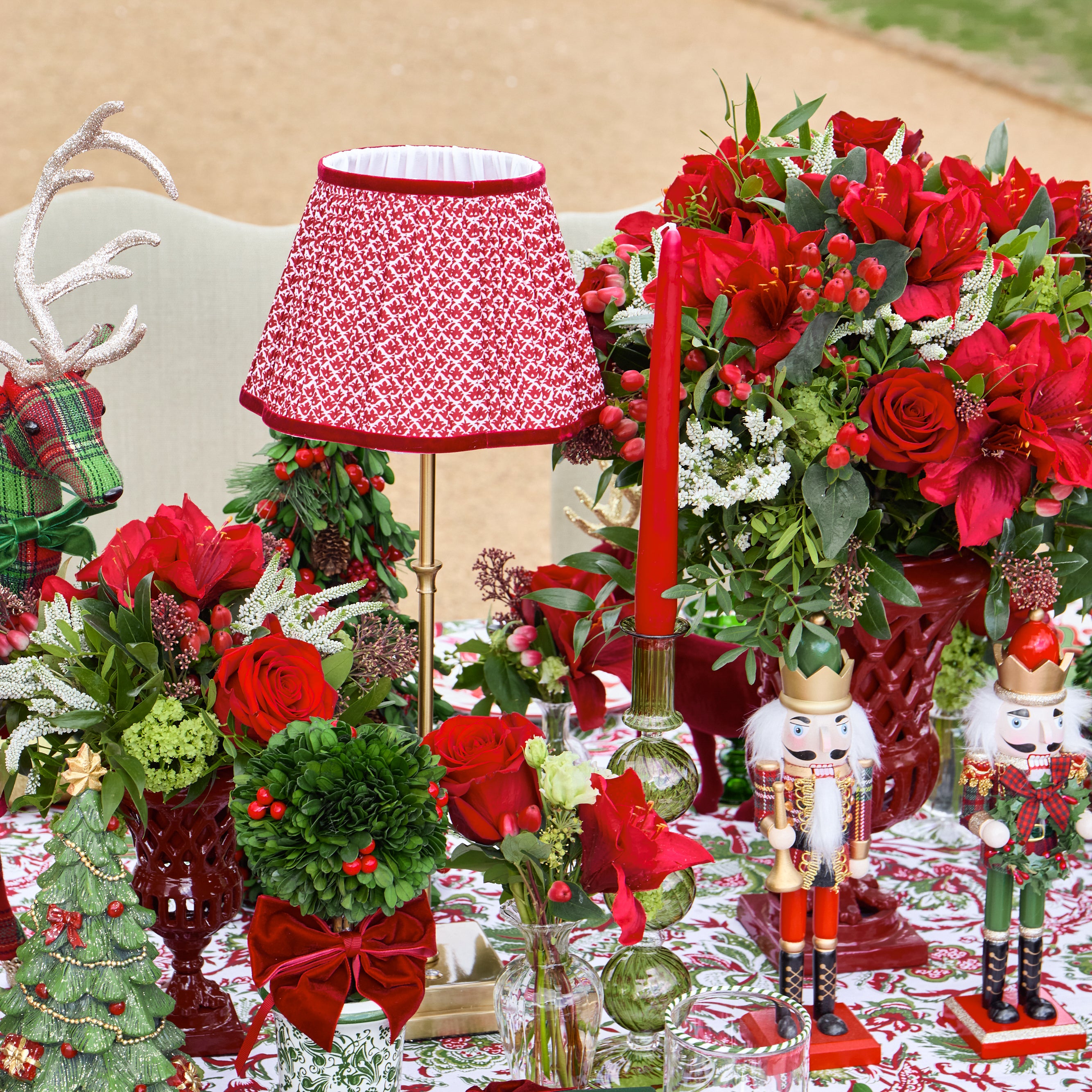 Holly & Berry Wreath Candle Holder (Pair)