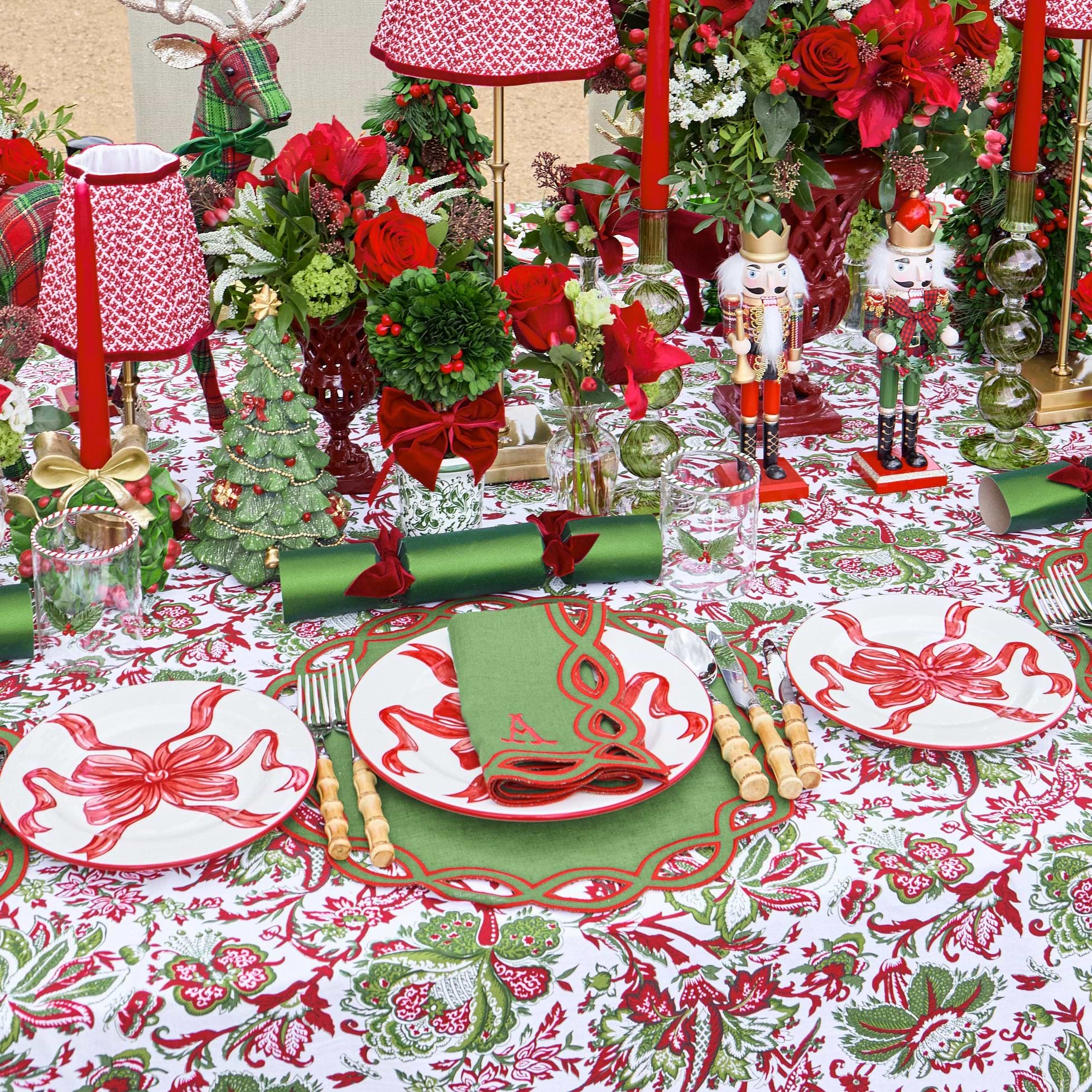 Red Audrey Bow Dinner Plate