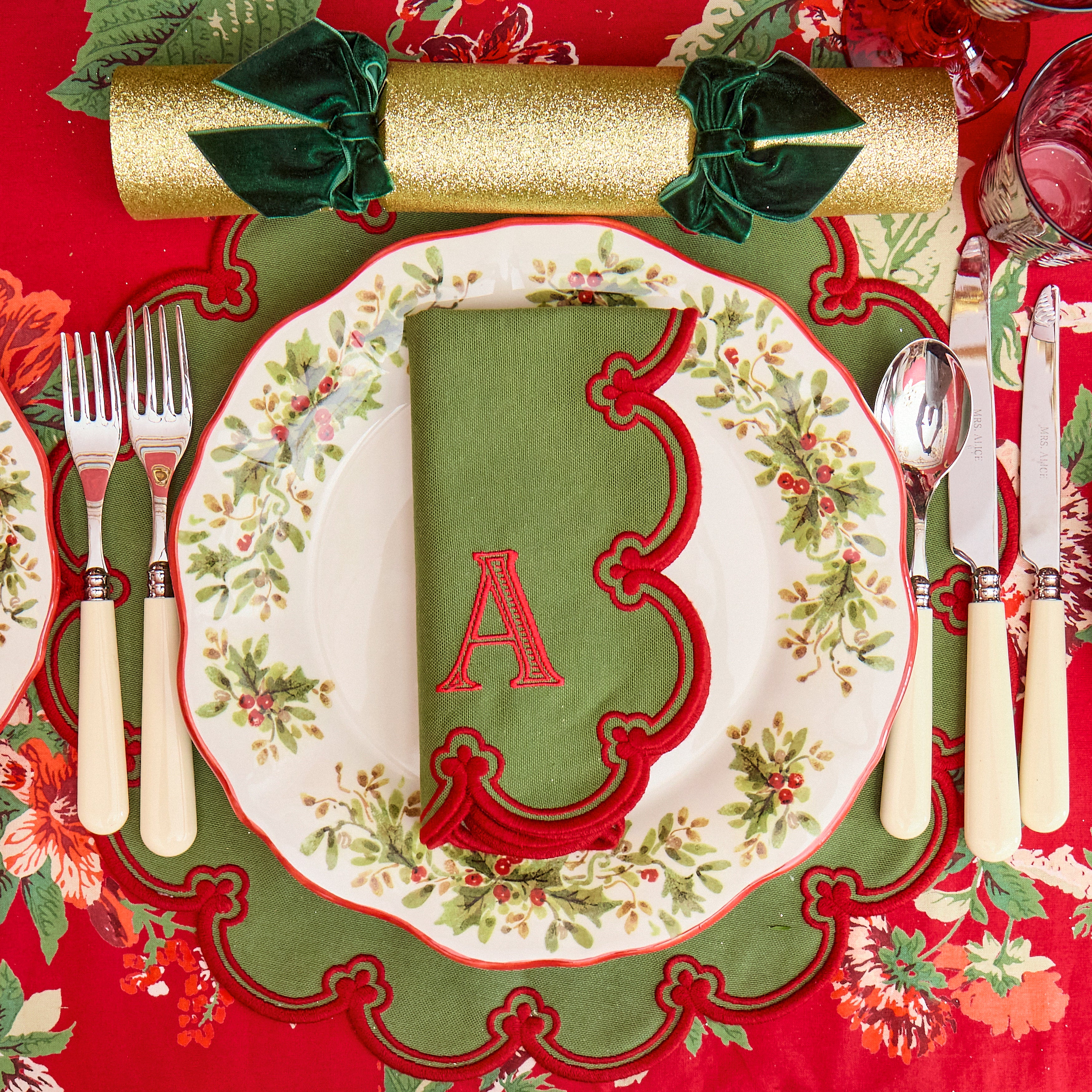 Green & Red Delilah Placemats & Napkins (Set of 4)