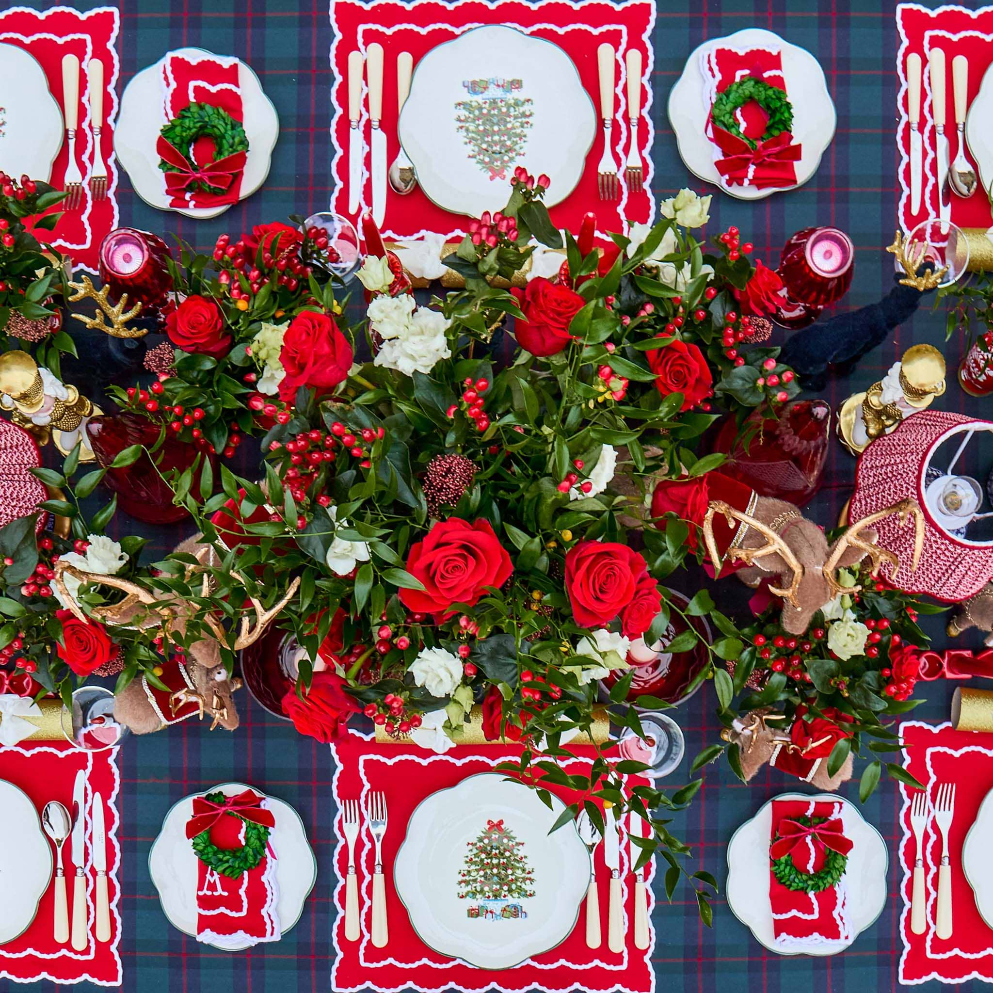Mrs. Alice Christmas Tree Starter Plate (Set of 4)