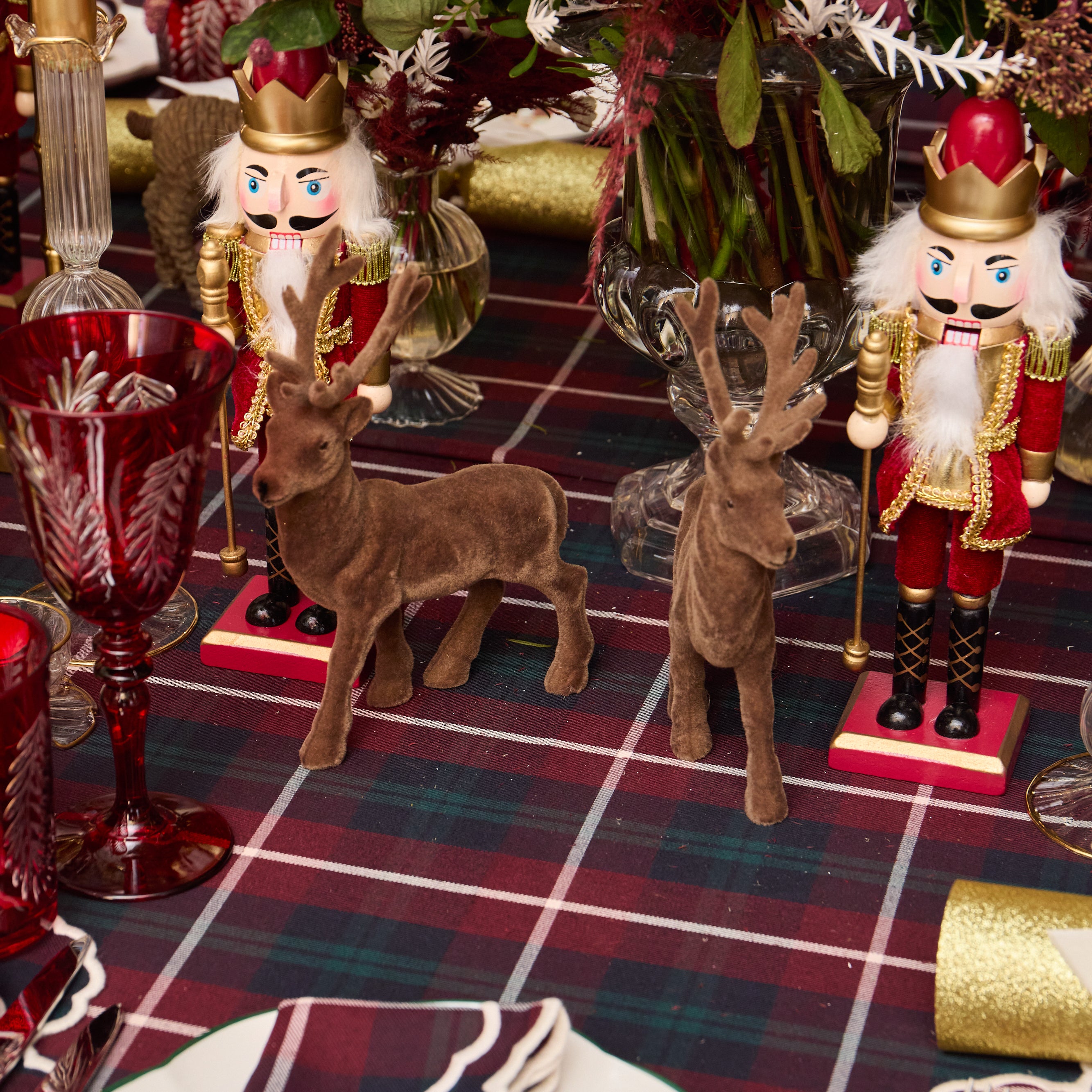 The Merry Noël Tablescape