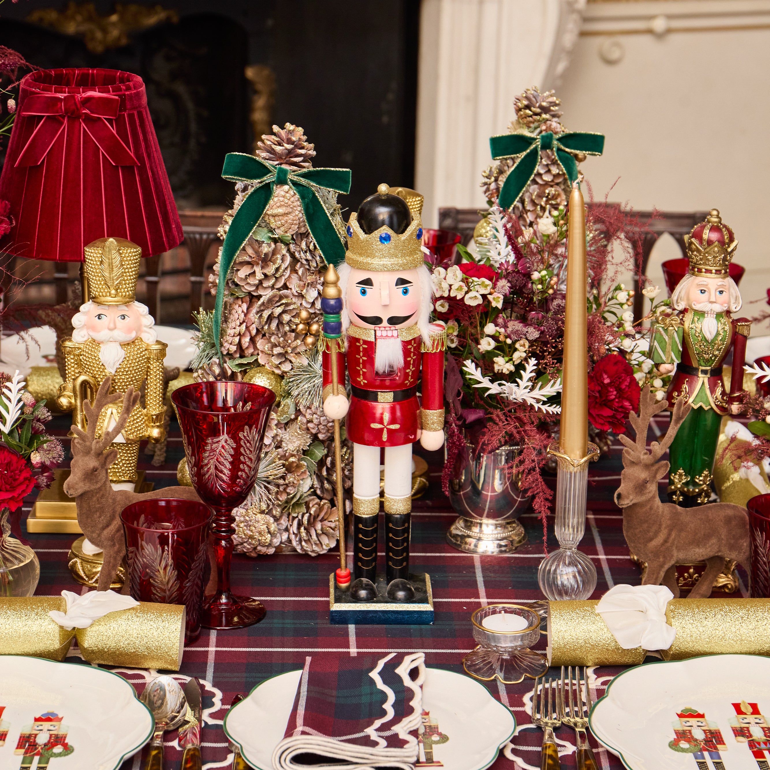 Burgundy & White Nutcracker (Pair) - 38cm