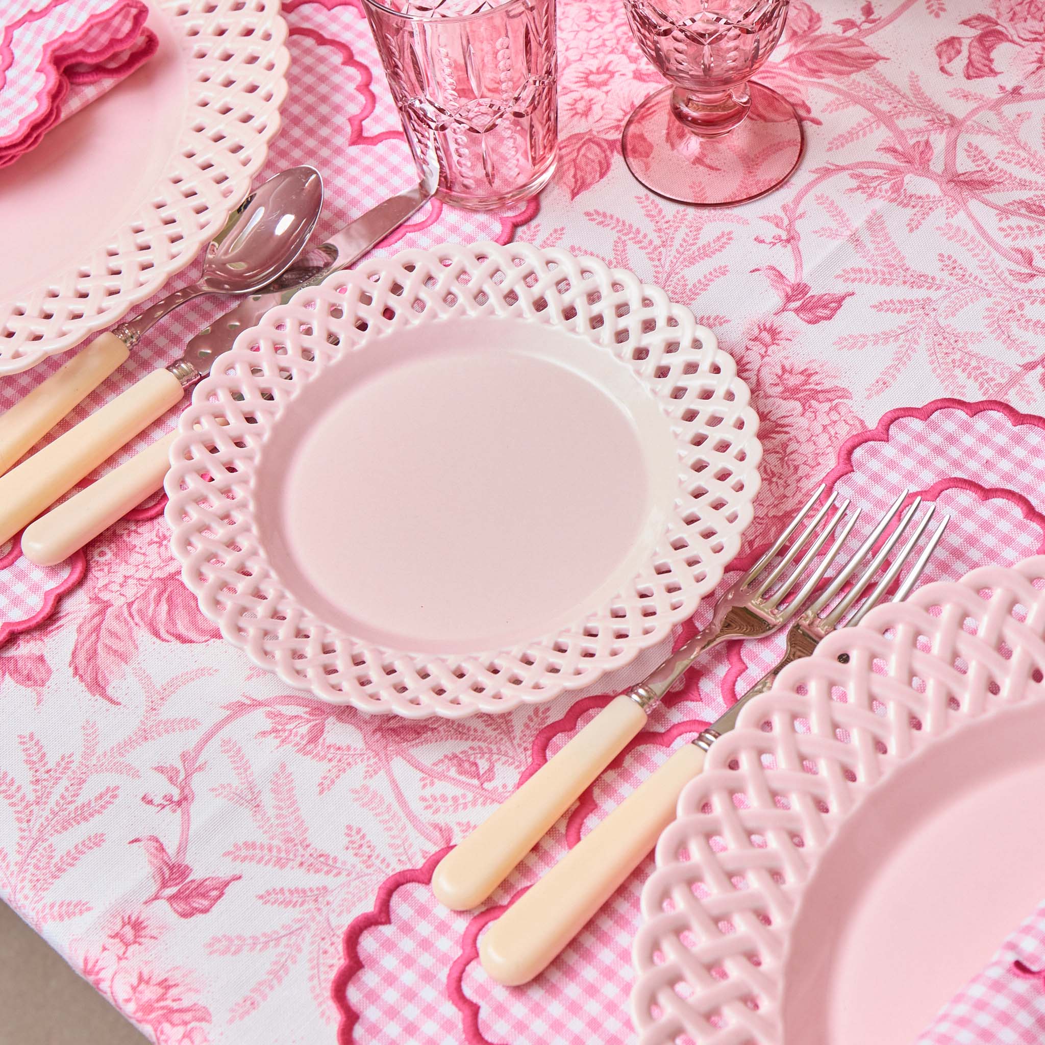 Pink Basketweave Starter Plates (Set of 4)
