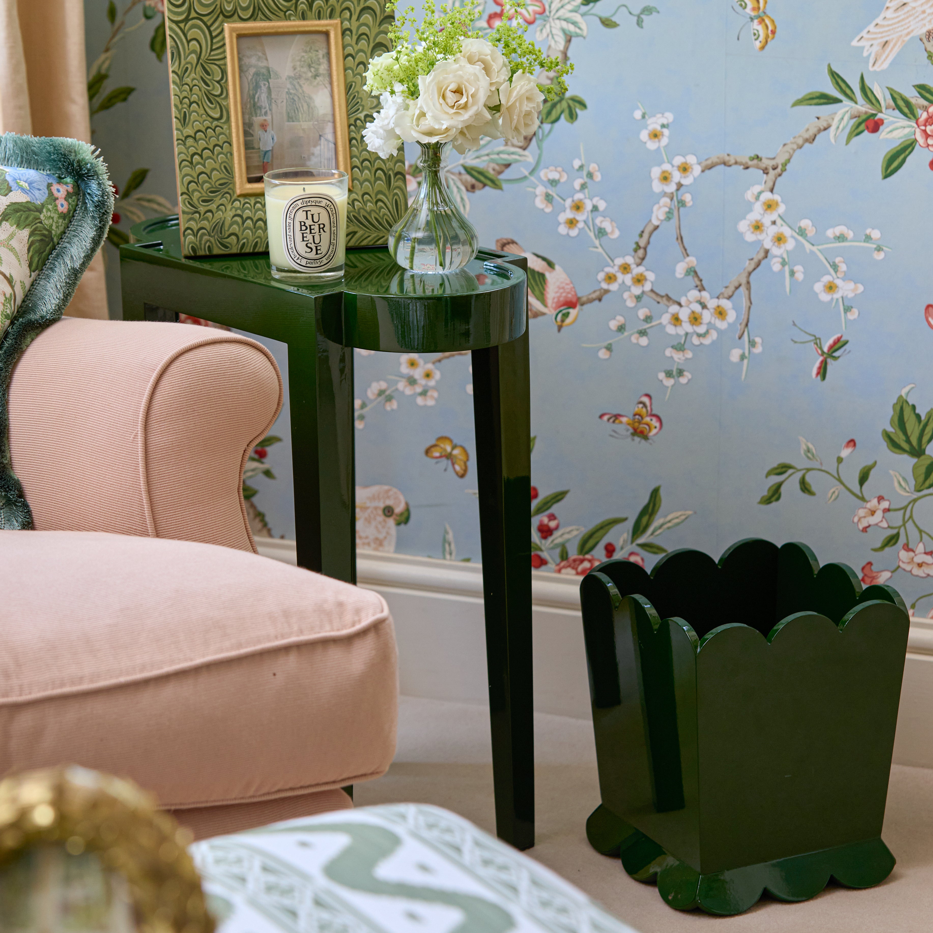 Olive Green Scalloped Lacquer Waste Paper Bin