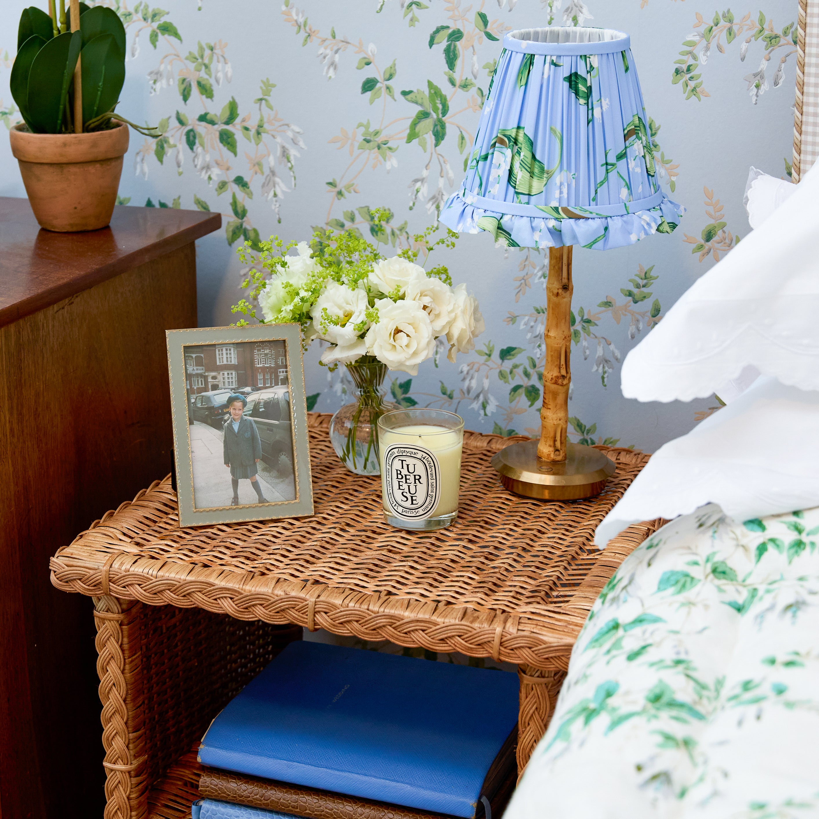 Bamboo Rechargeable Lamp with Blue Lily of the Valley Shade (18cm)