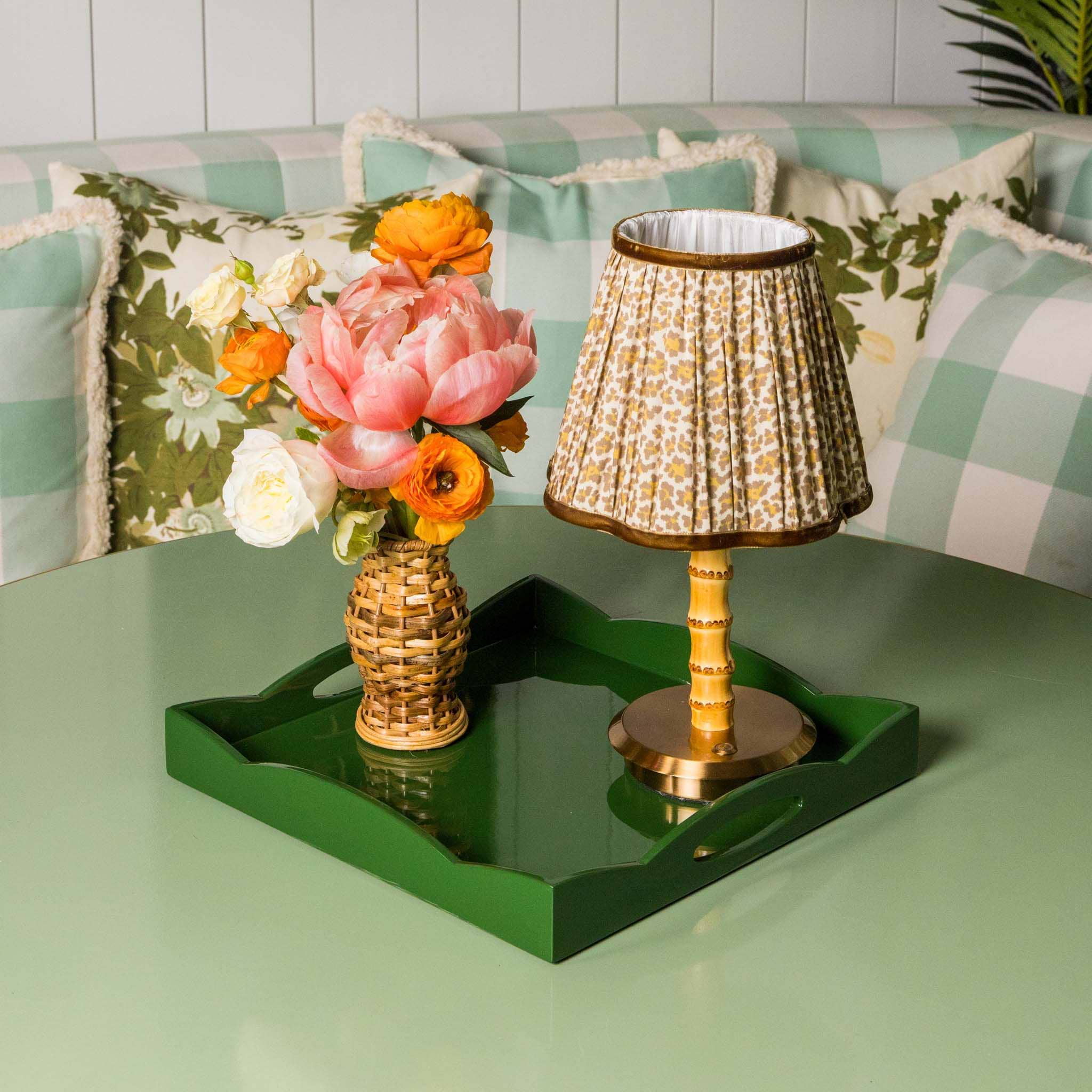 Olive Small Wave Lacquer Tray