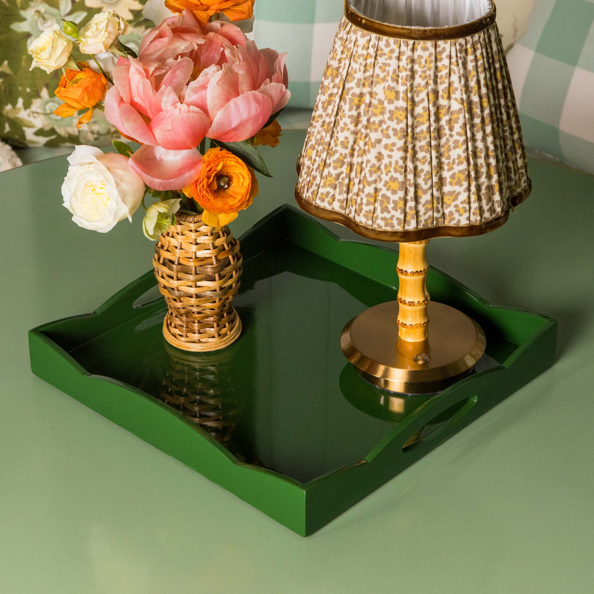 Olive Small Wave Lacquer Tray