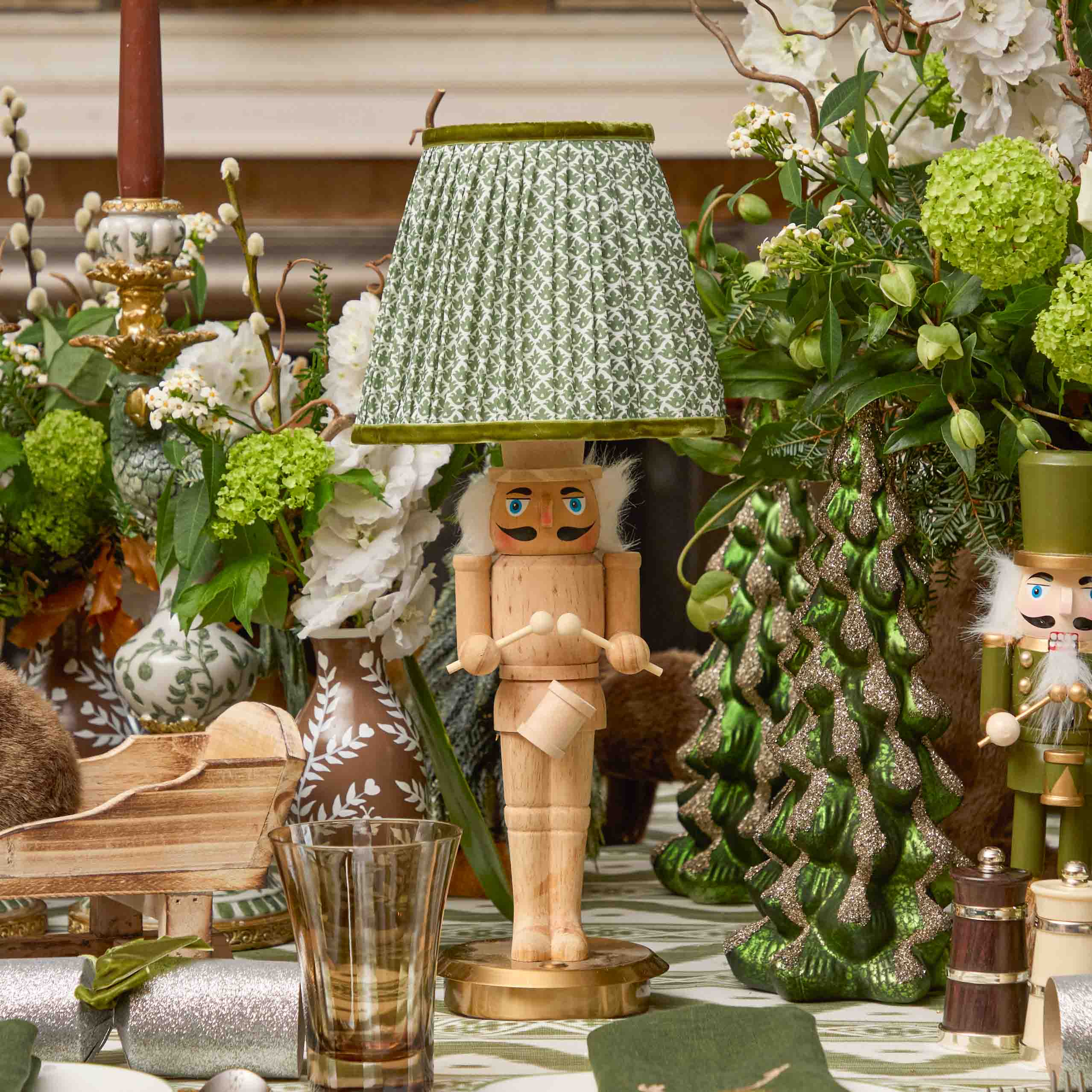 Olive Lotus Lampshade (18cm)