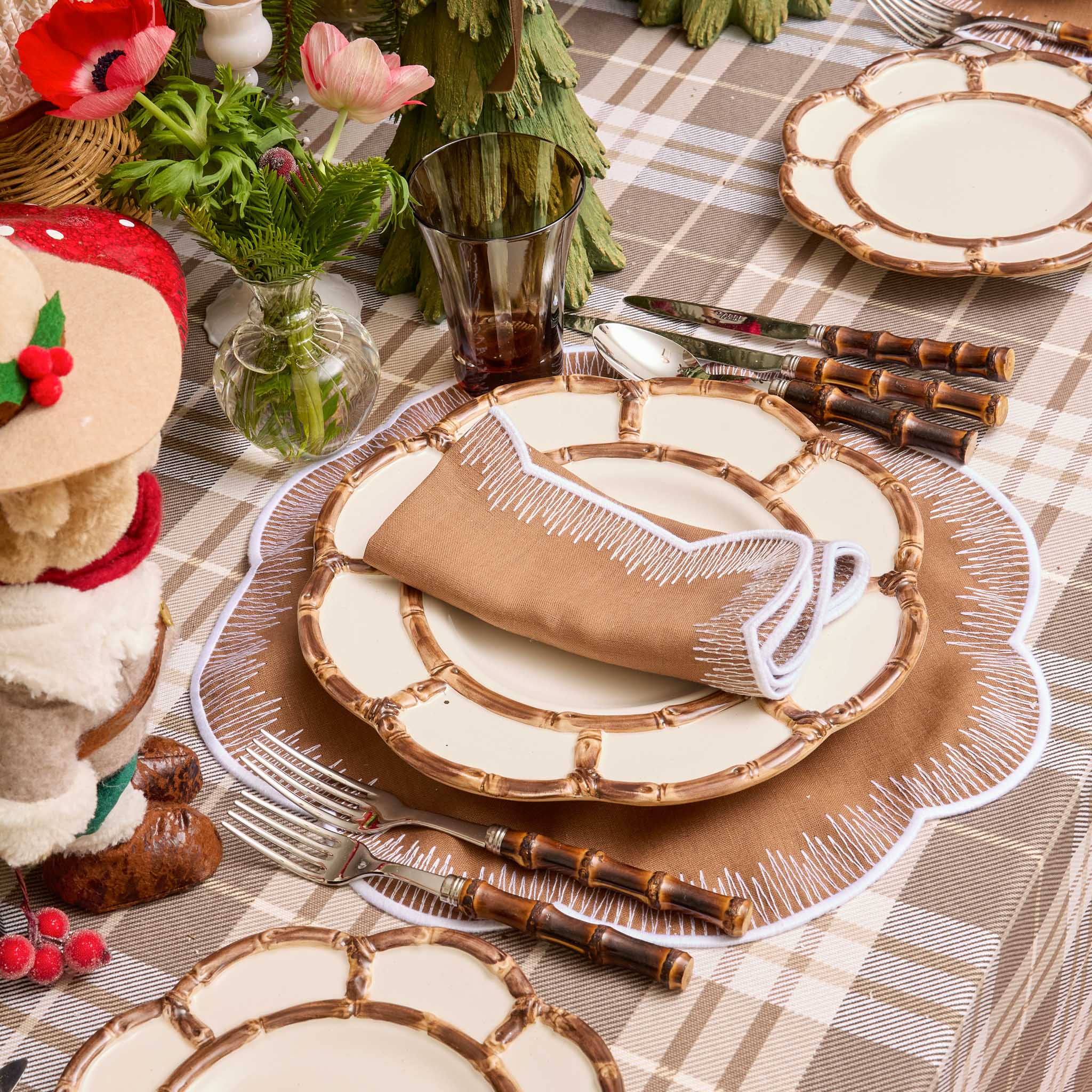 Caramel Alathea Linen Napkins (Set of 4)