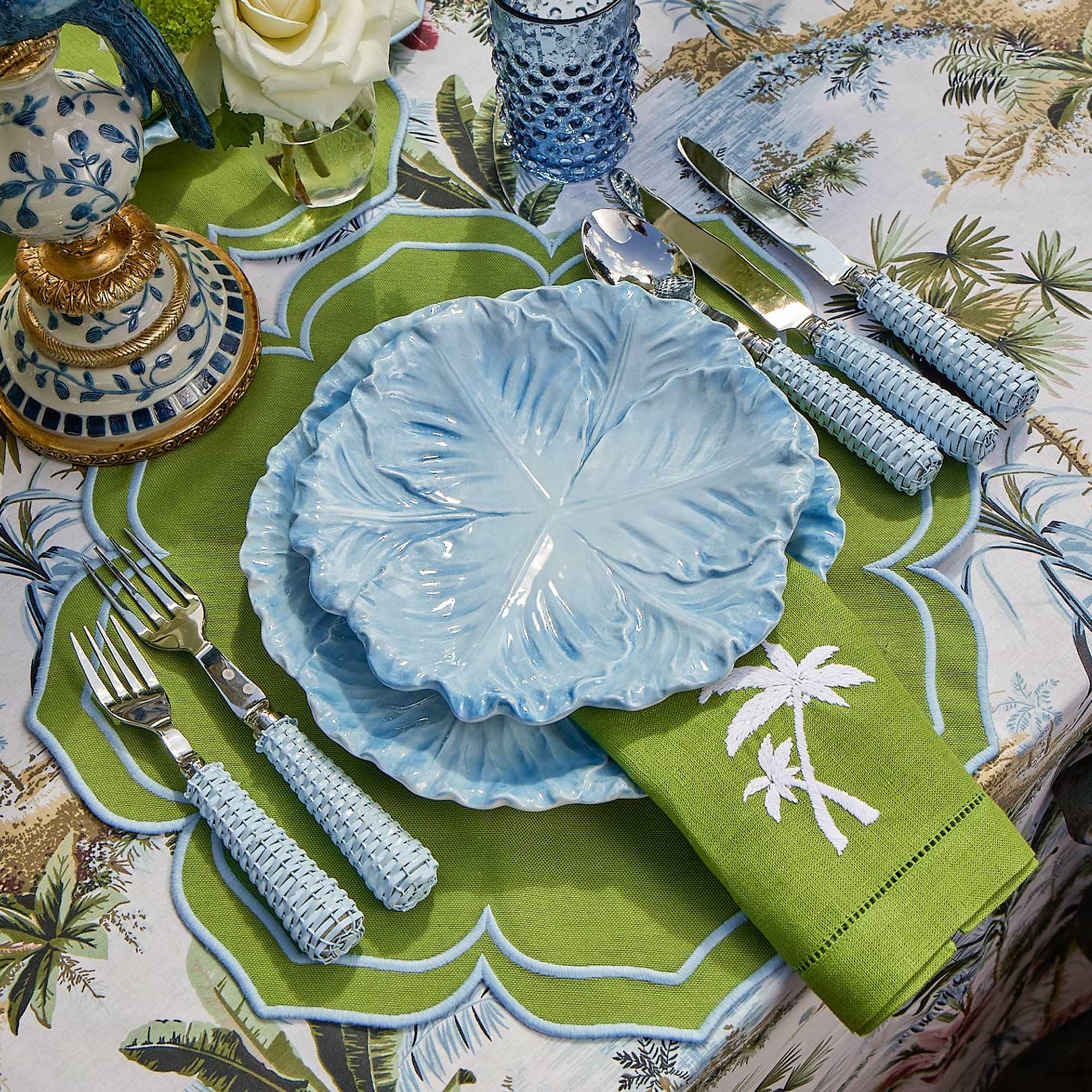 Blue Serena Cabbage Starter Plate
