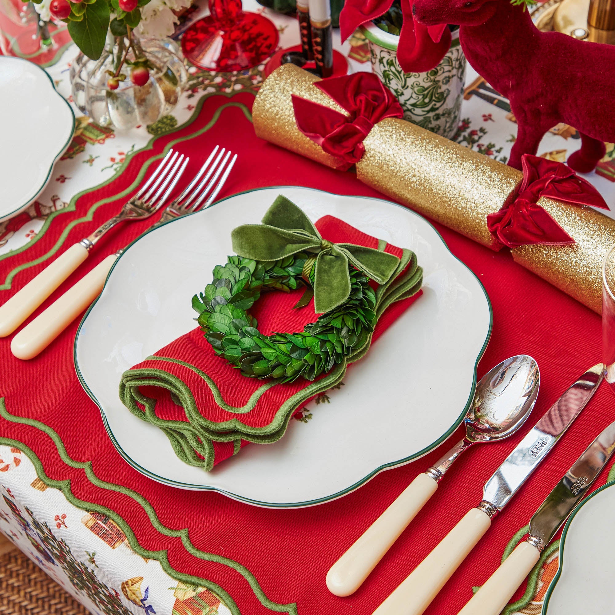 Forest Green Mini Velvet Napkin Bows (Set of 4)