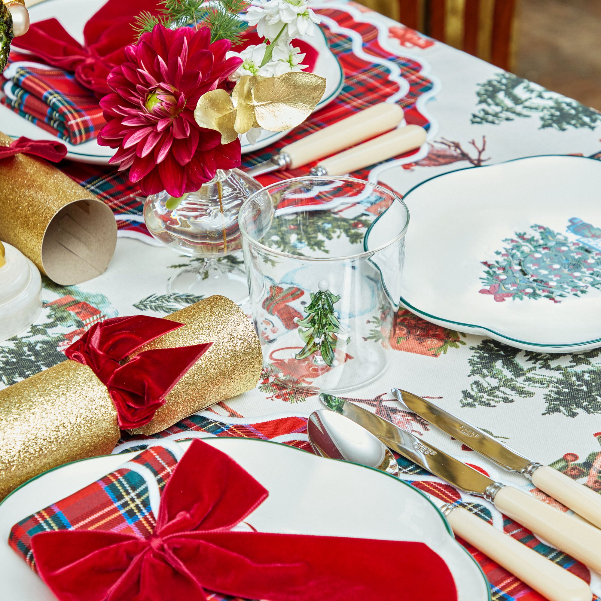Perfect for spreading holiday cheer, these Christmas Tree Glasses are a must-have.