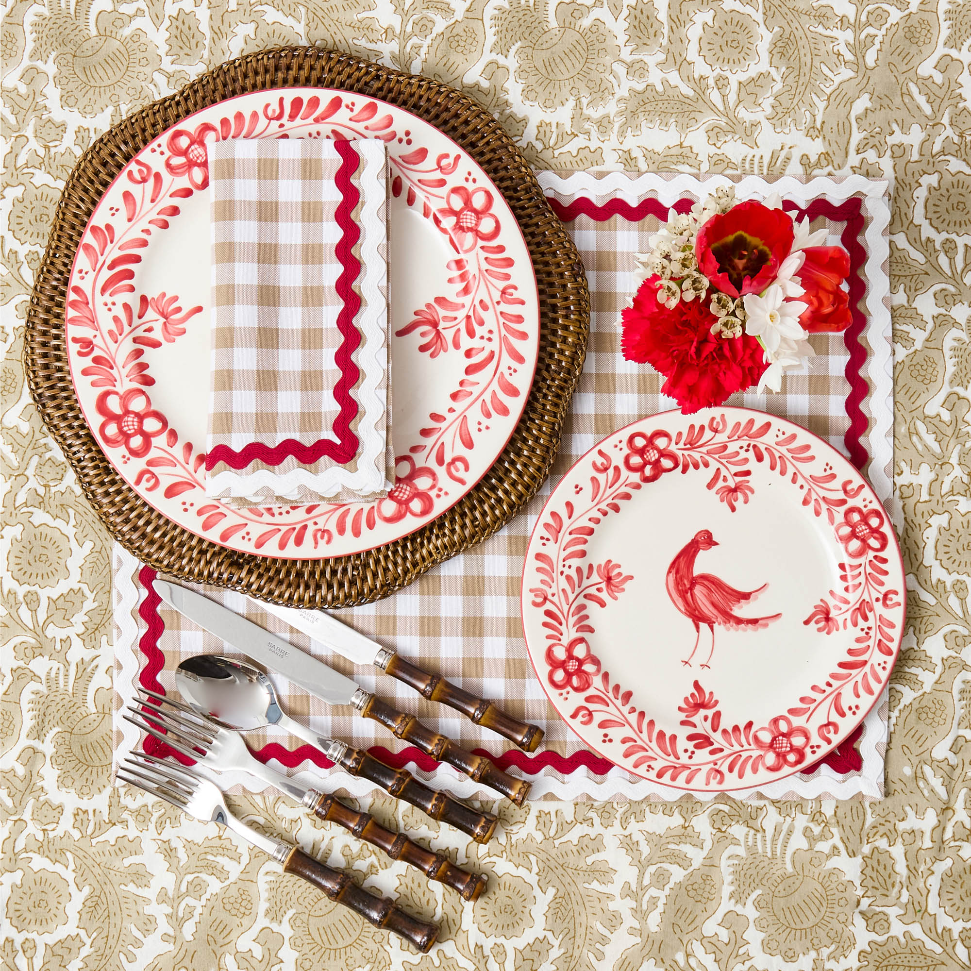 Martha Red Starter Plate