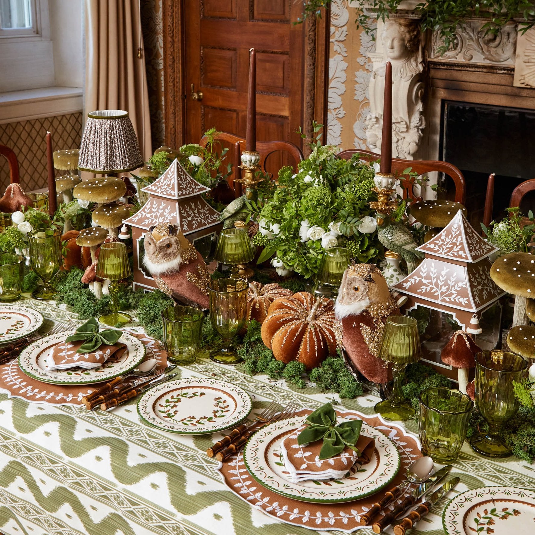 Olive Scalloped Water Glasses (Set of 6)