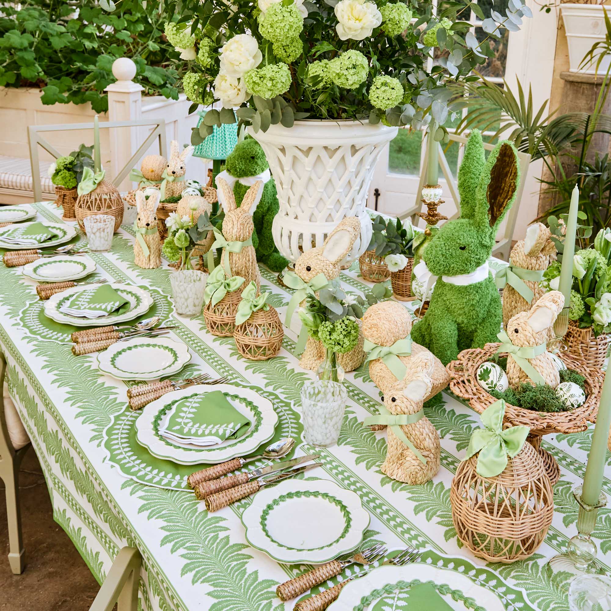 Green Laurel Placemats & Napkins (Set of 4)