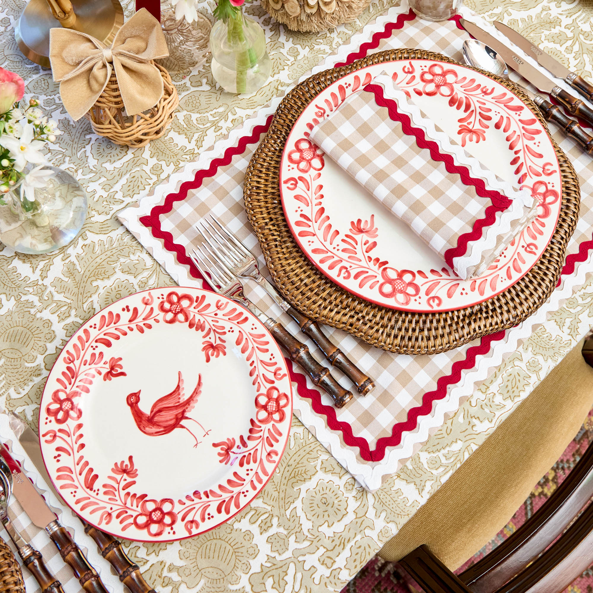 Martha Red Starter Plate