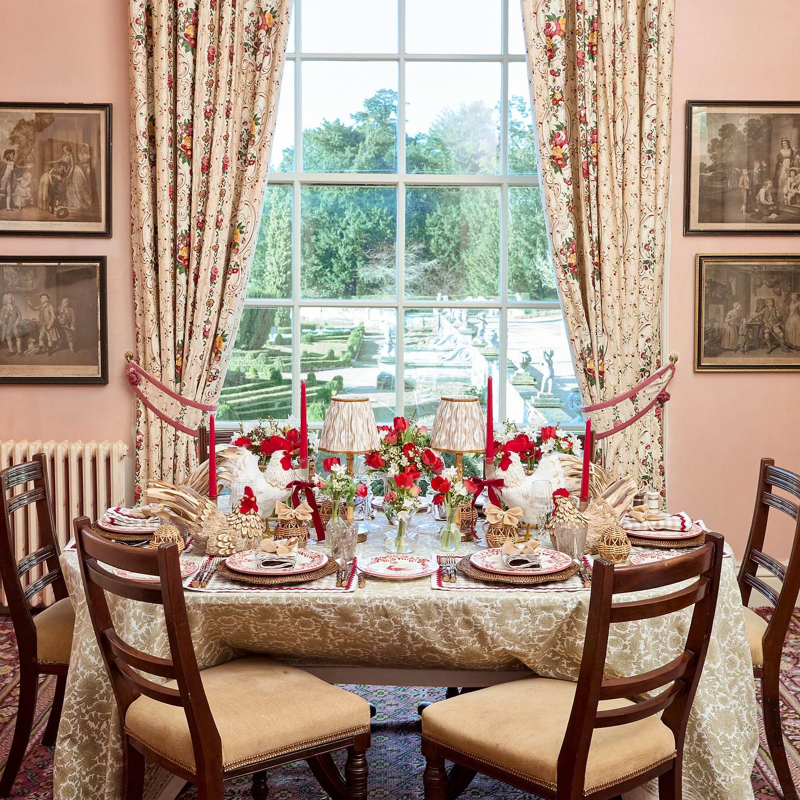 Martha Red Dinner Plates (Set of 4)