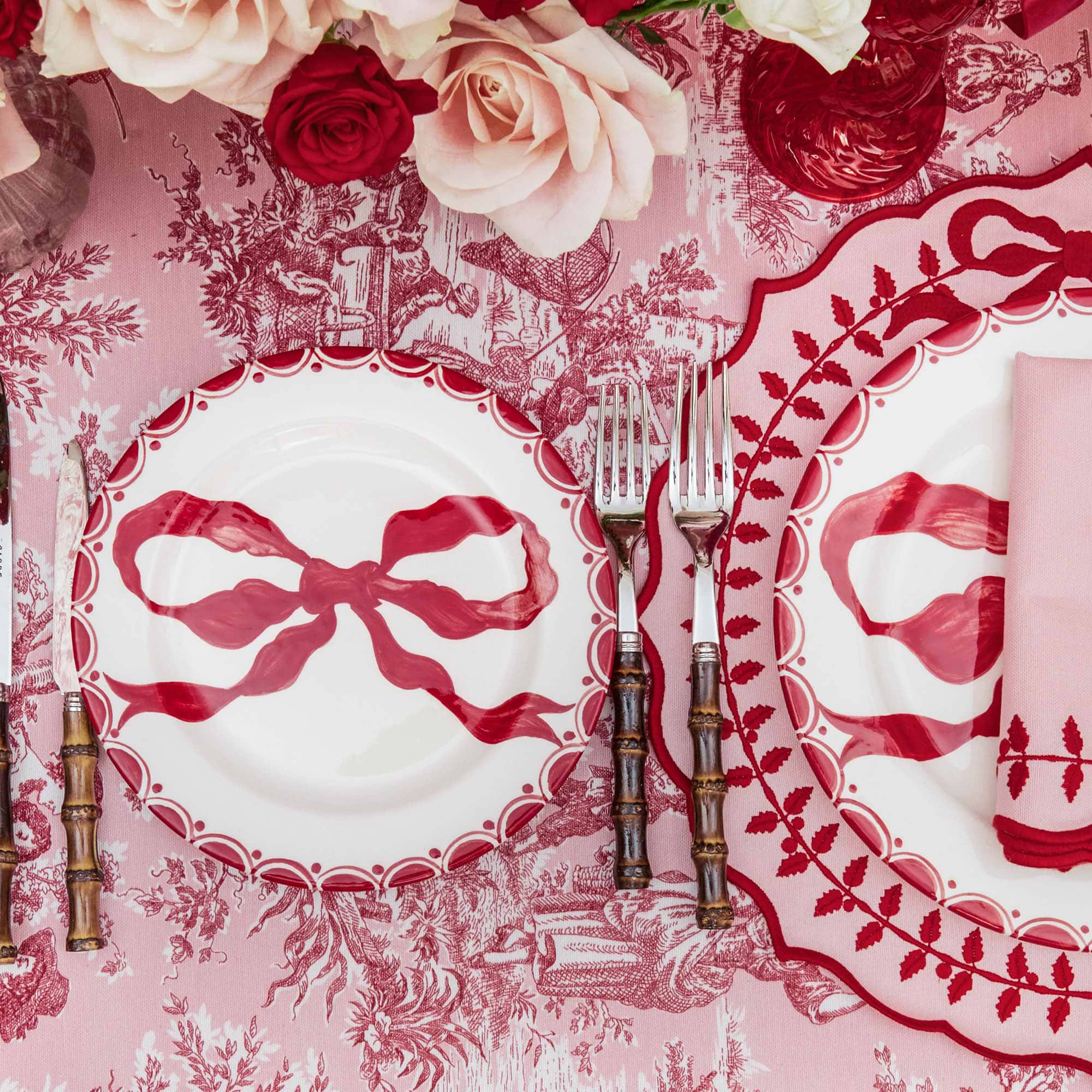Marilyn Red Bow Starter Plate