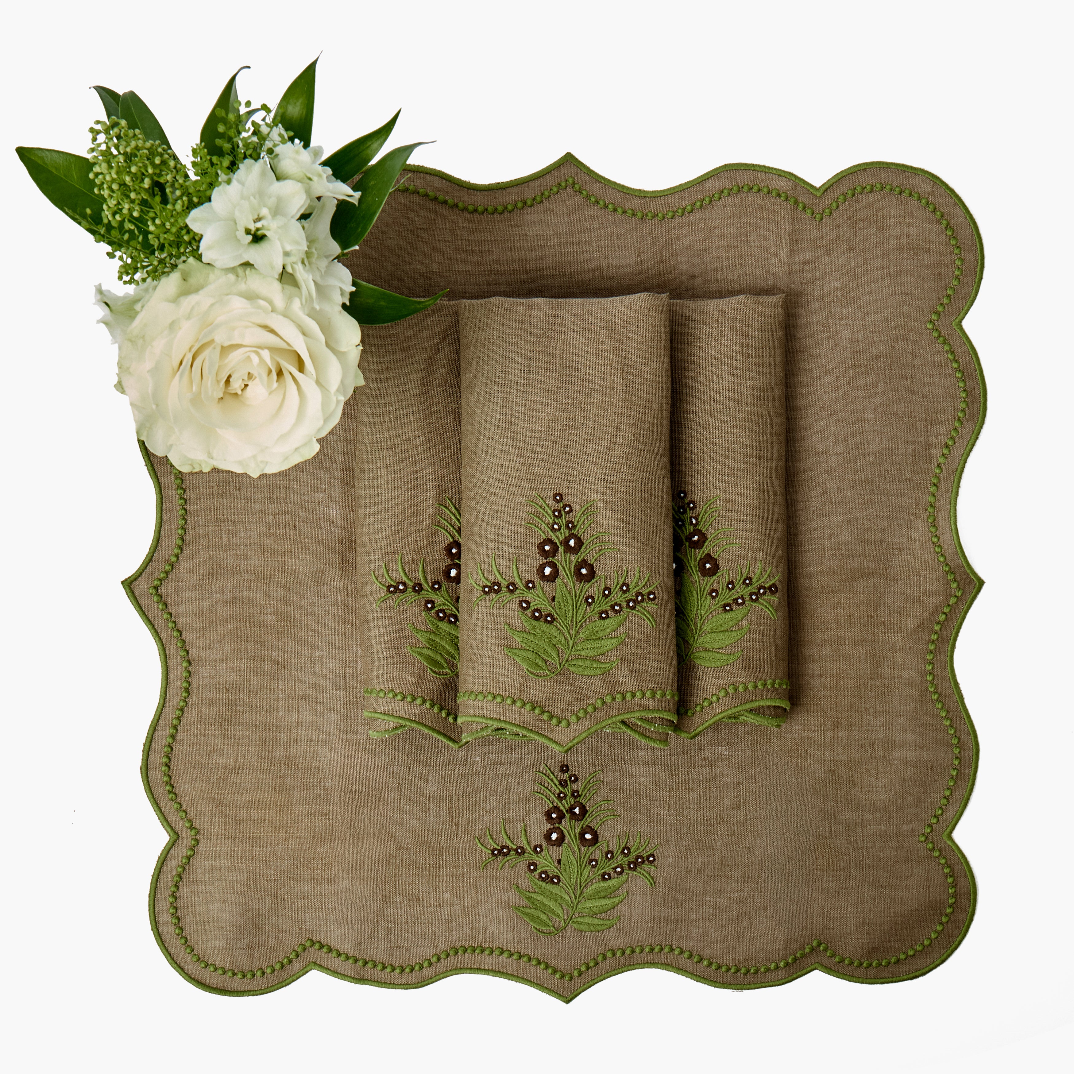 Walnut & Green Eloise Linen Placemats & Araminta Napkins (Set of 8)