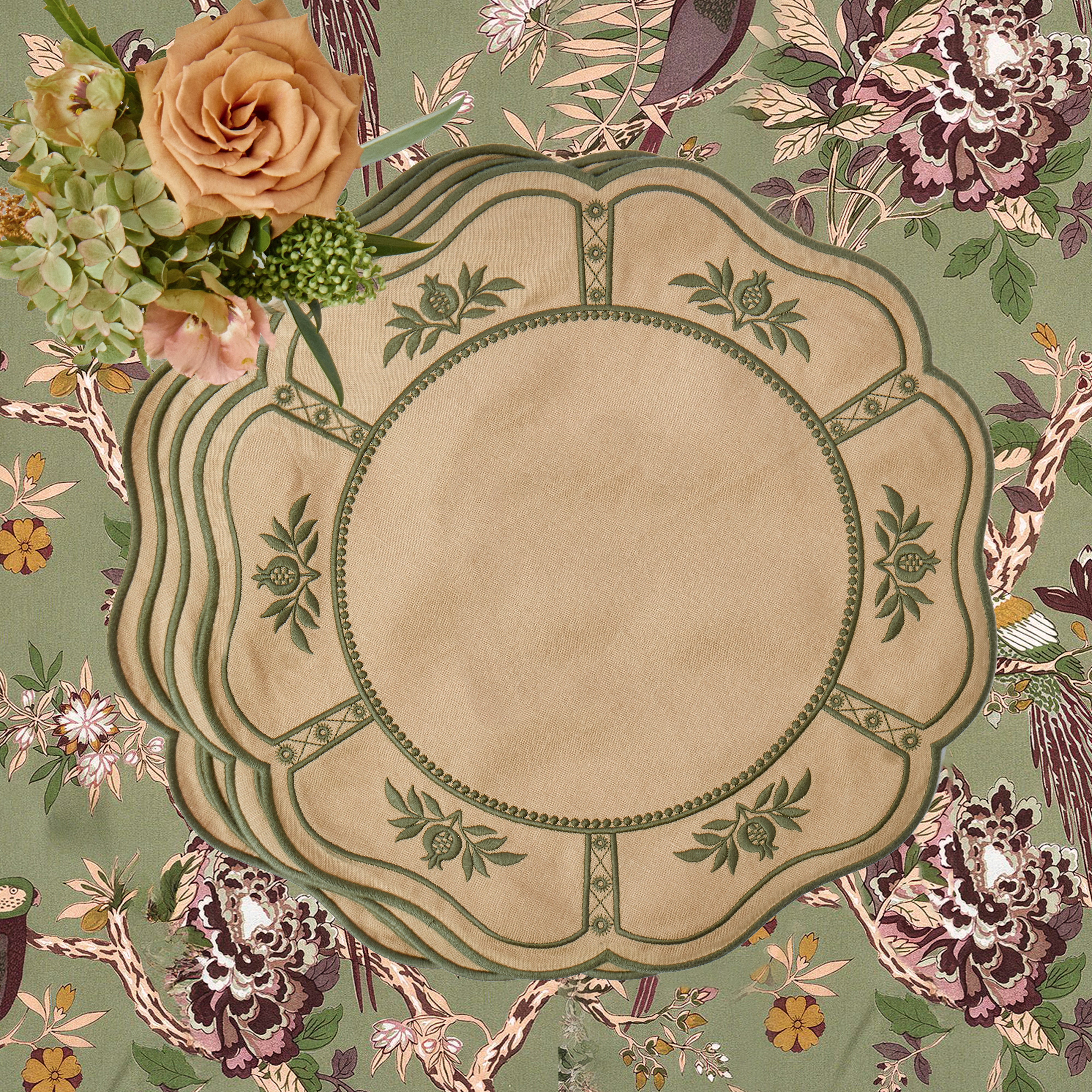 Sand & Green Victoria Linen Placemats & Napkins (Set of 8)