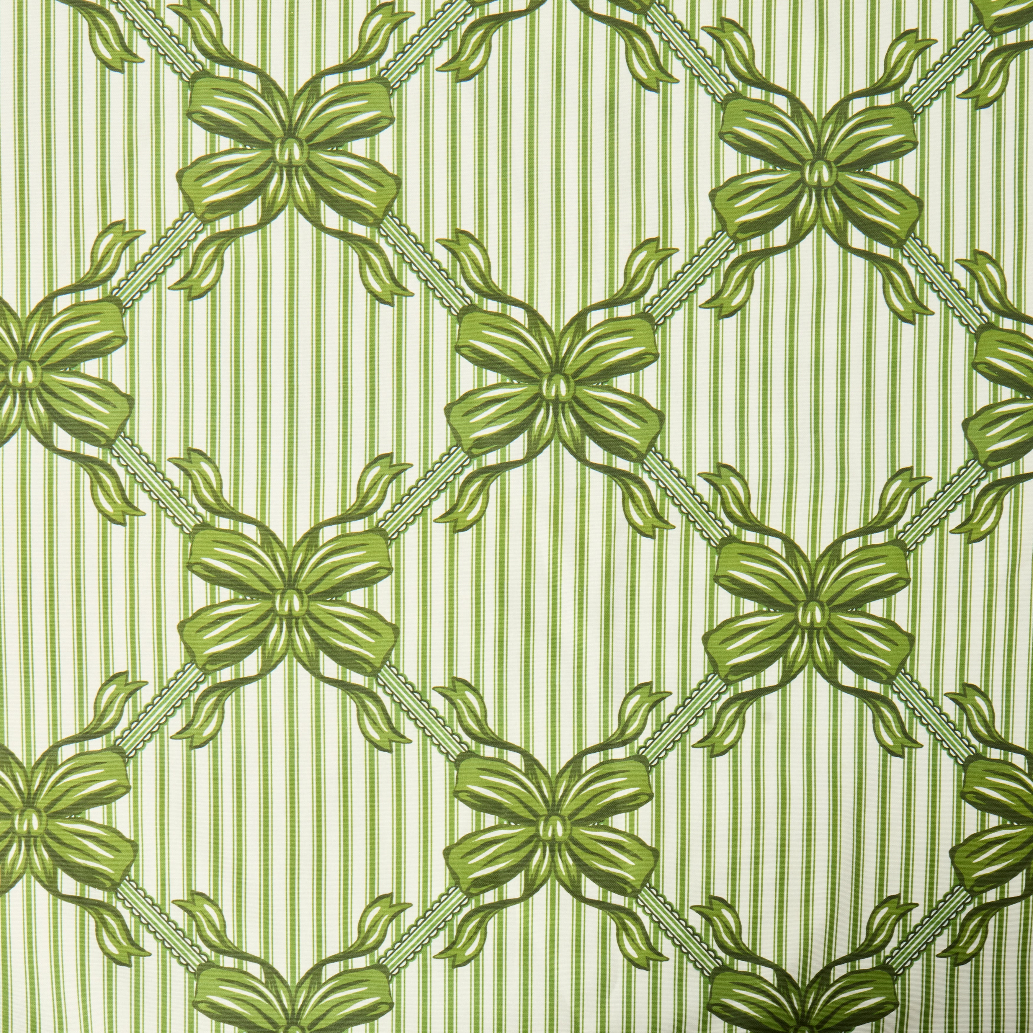 Green Audrey Bow Tablecloth