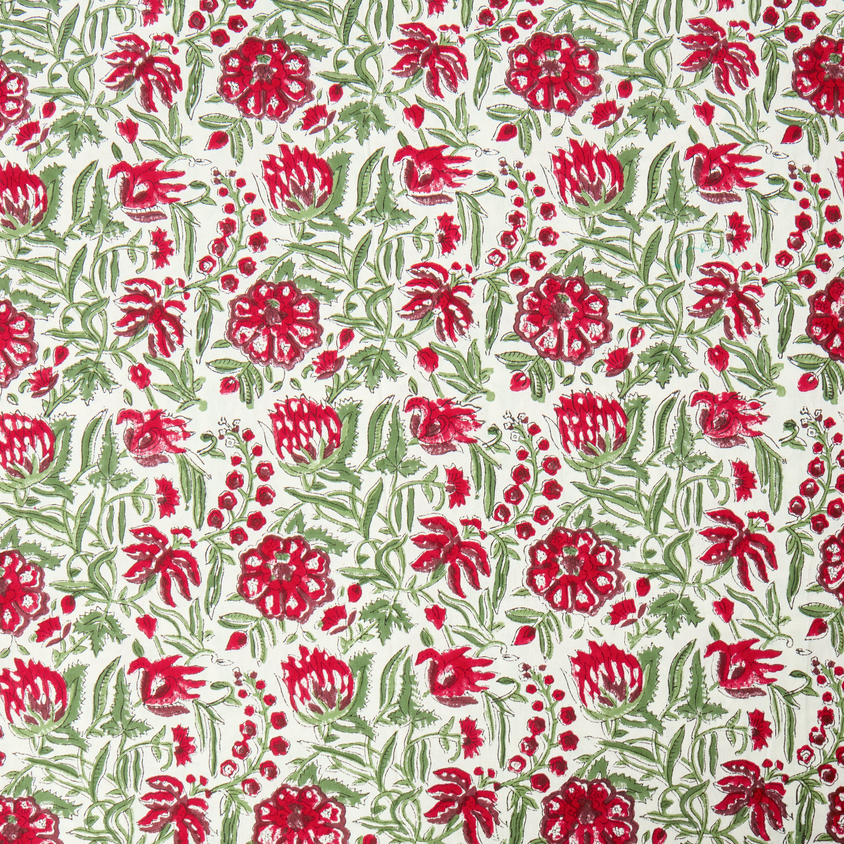 Red & Green Isobel Tablecloth