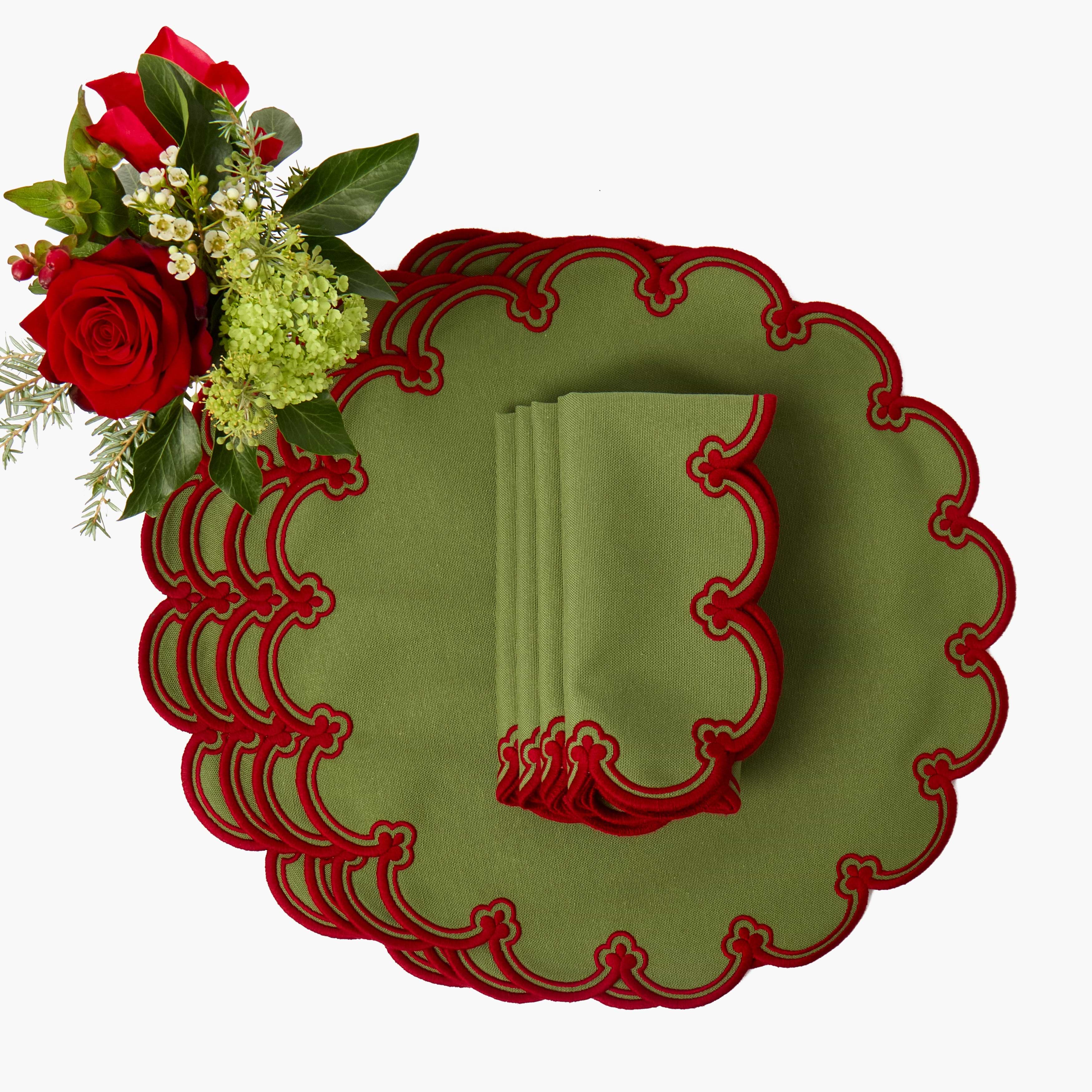 Green & Red Delilah Placemats & Napkins (Set of 4)