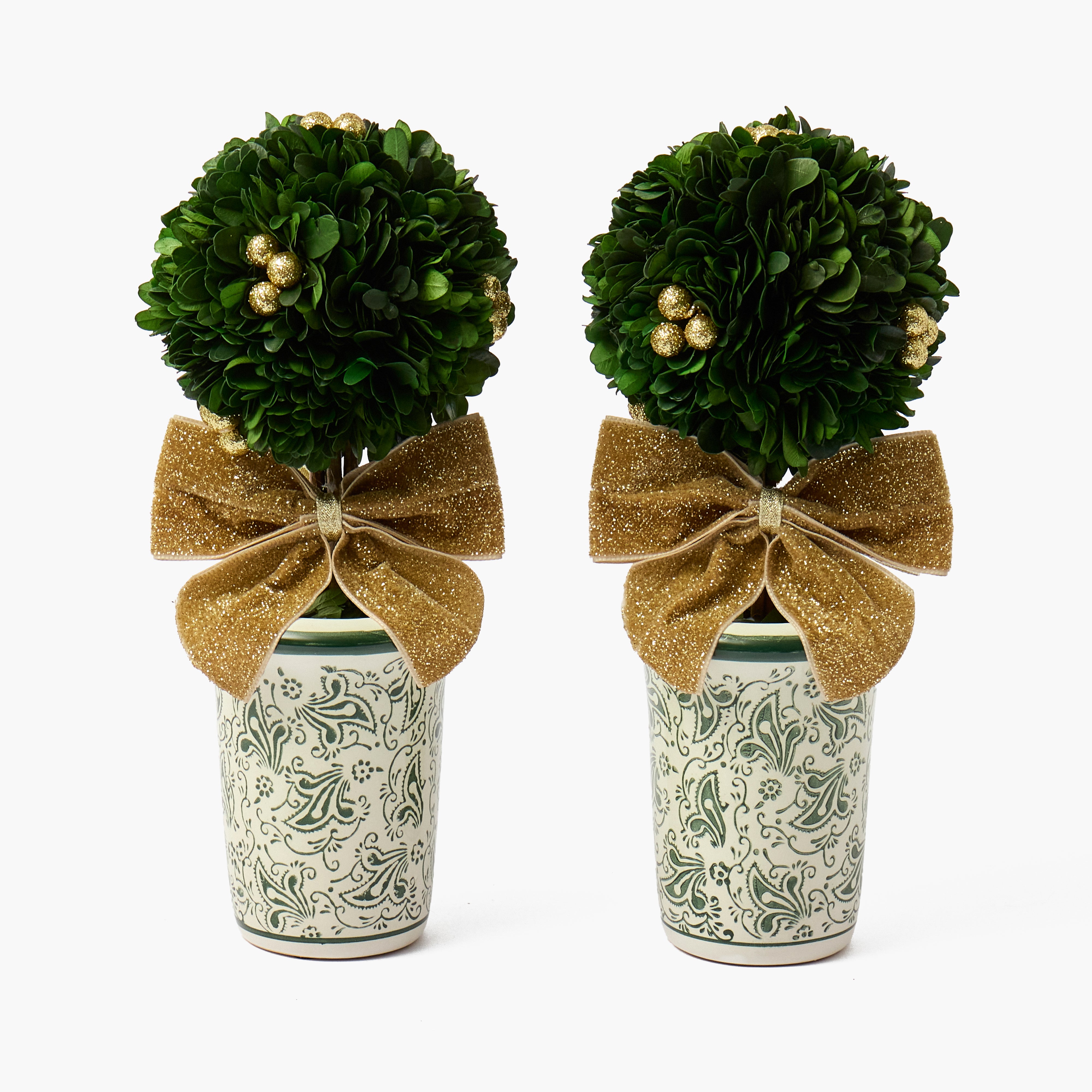 A Christmas Carol Tablescape