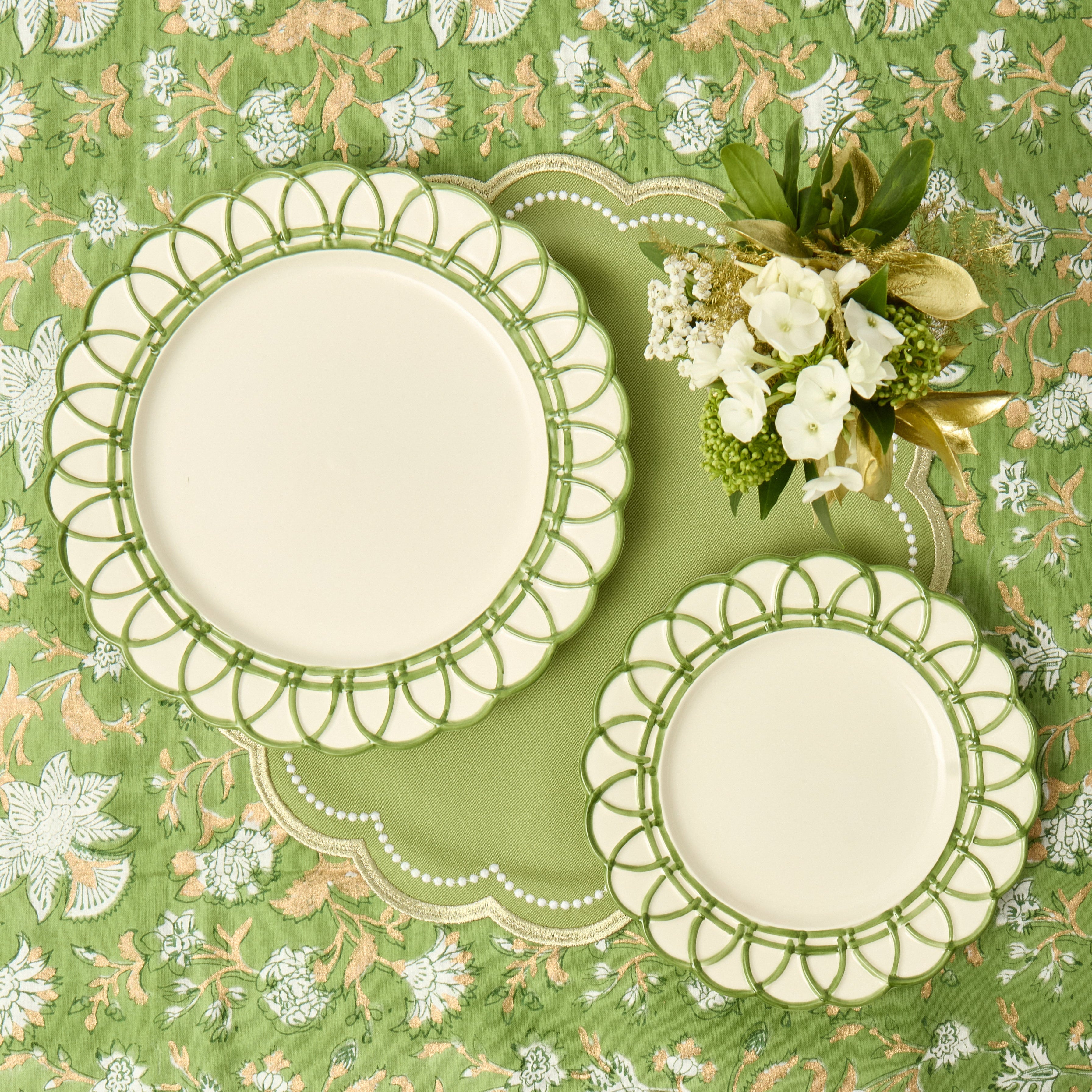 Green Stella Dinner & Starter Plates (Set of 8)