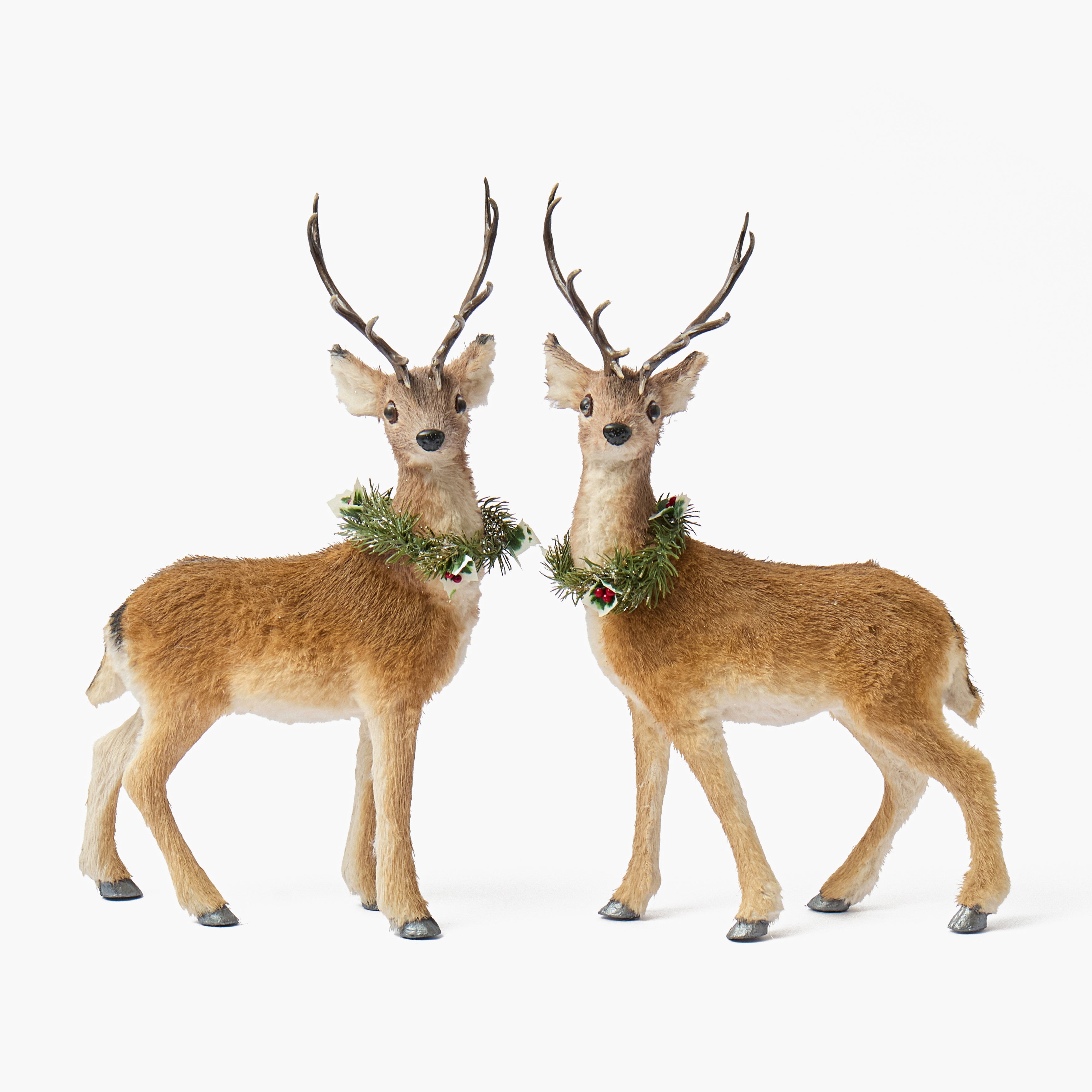 Reindeer with Wreath (Pair) - 39cm
