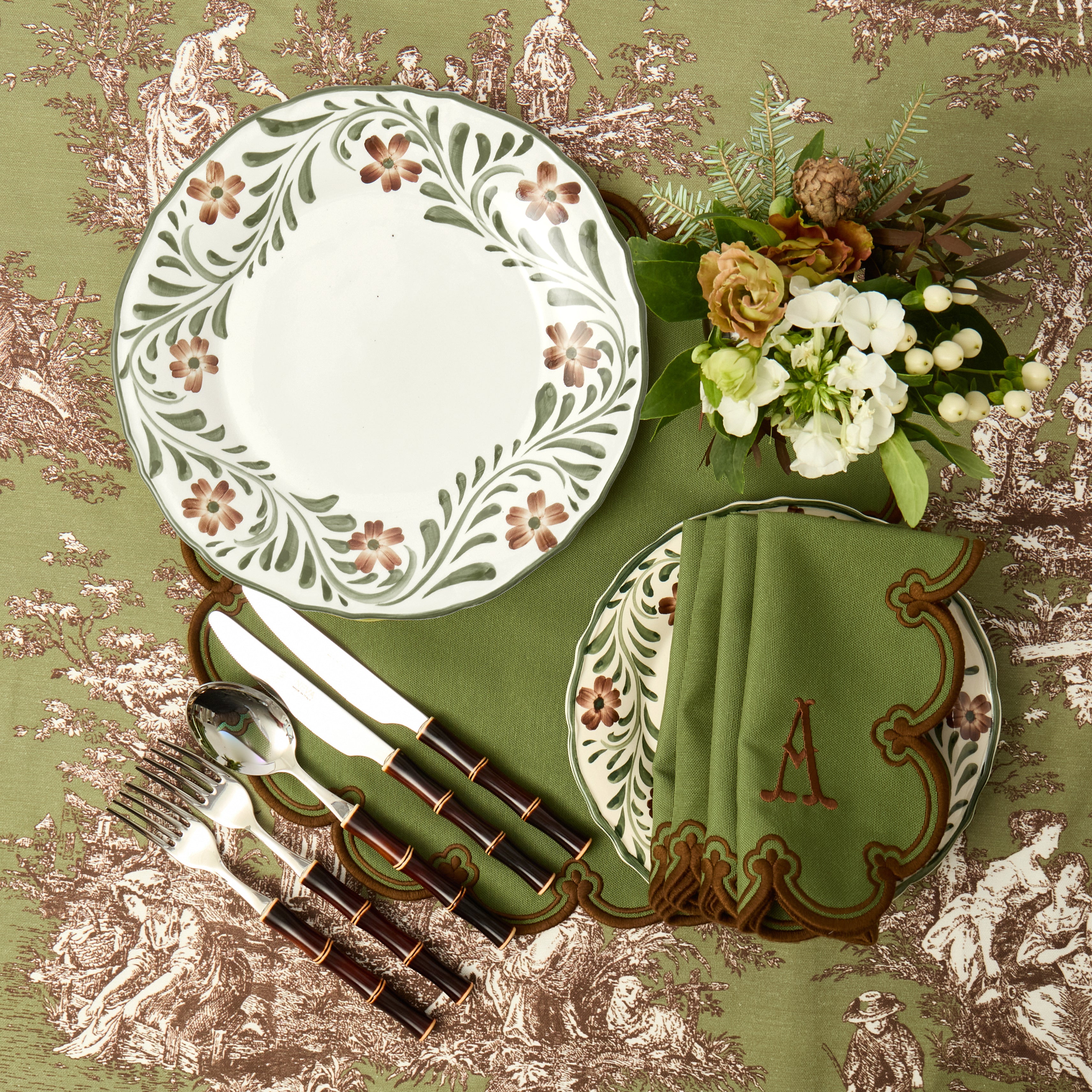 Green Alpine Floral Garland Dinner Plates (Set of 4)