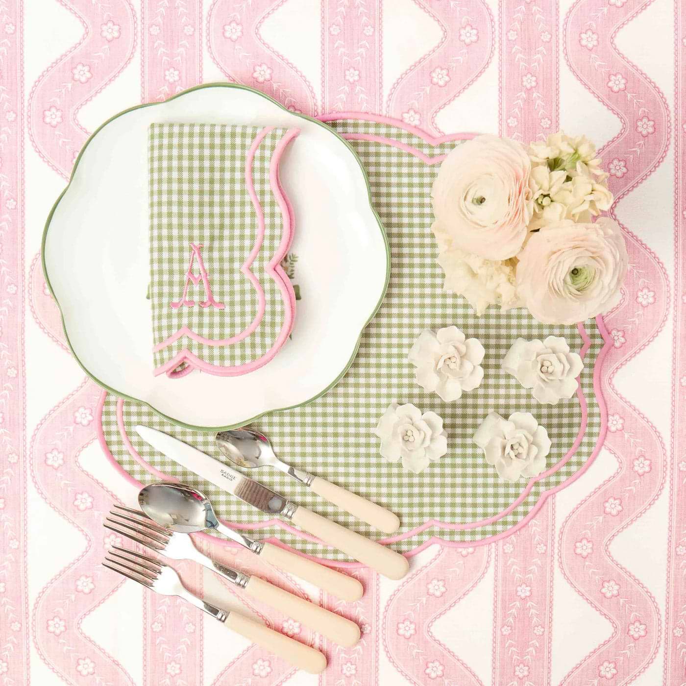 White Fiore Porcelain Napkin Rings (Set of 4)
